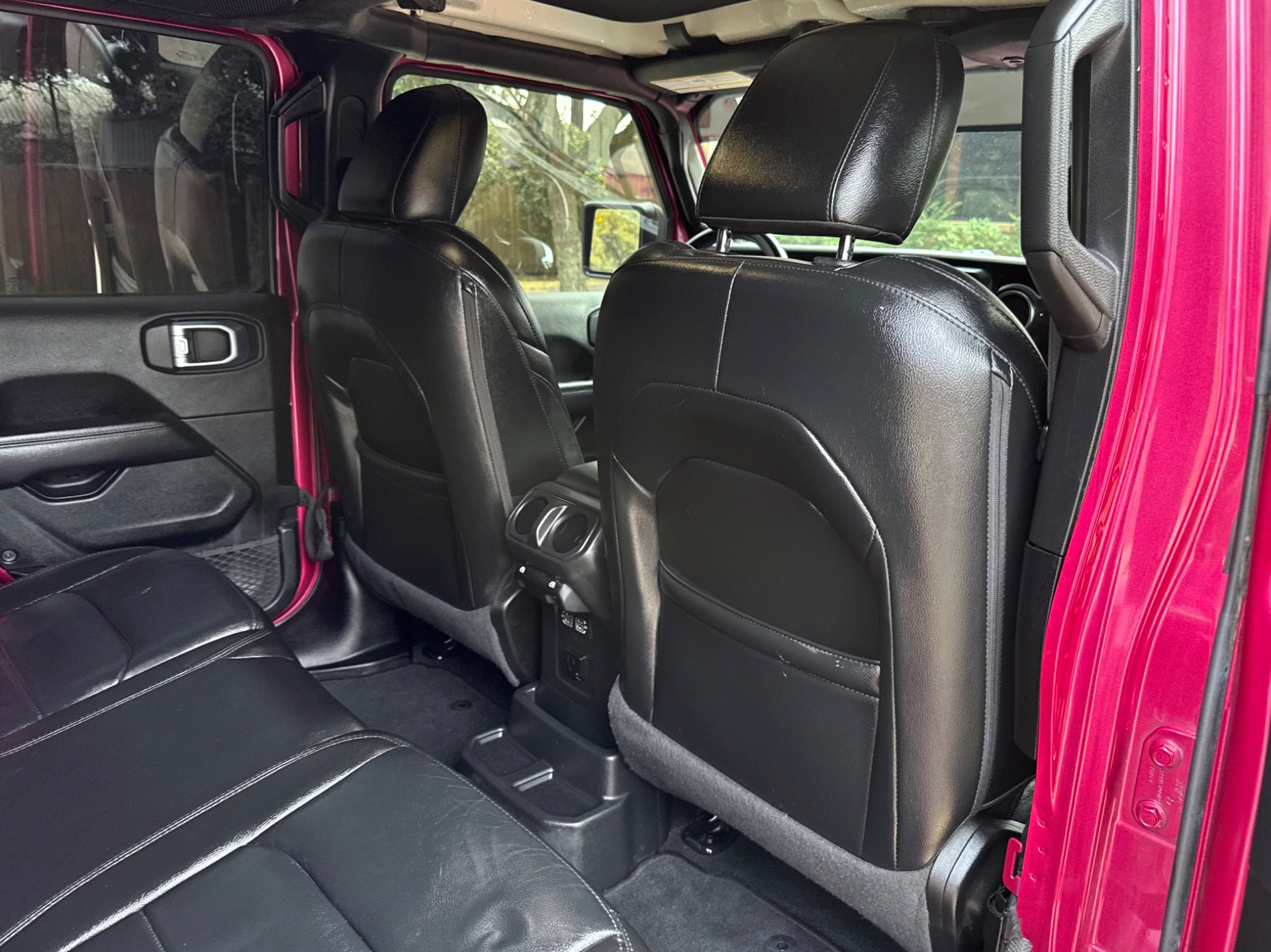 Used-2021-Jeep-Wrangler-Unlimited-Sahara-Altitude