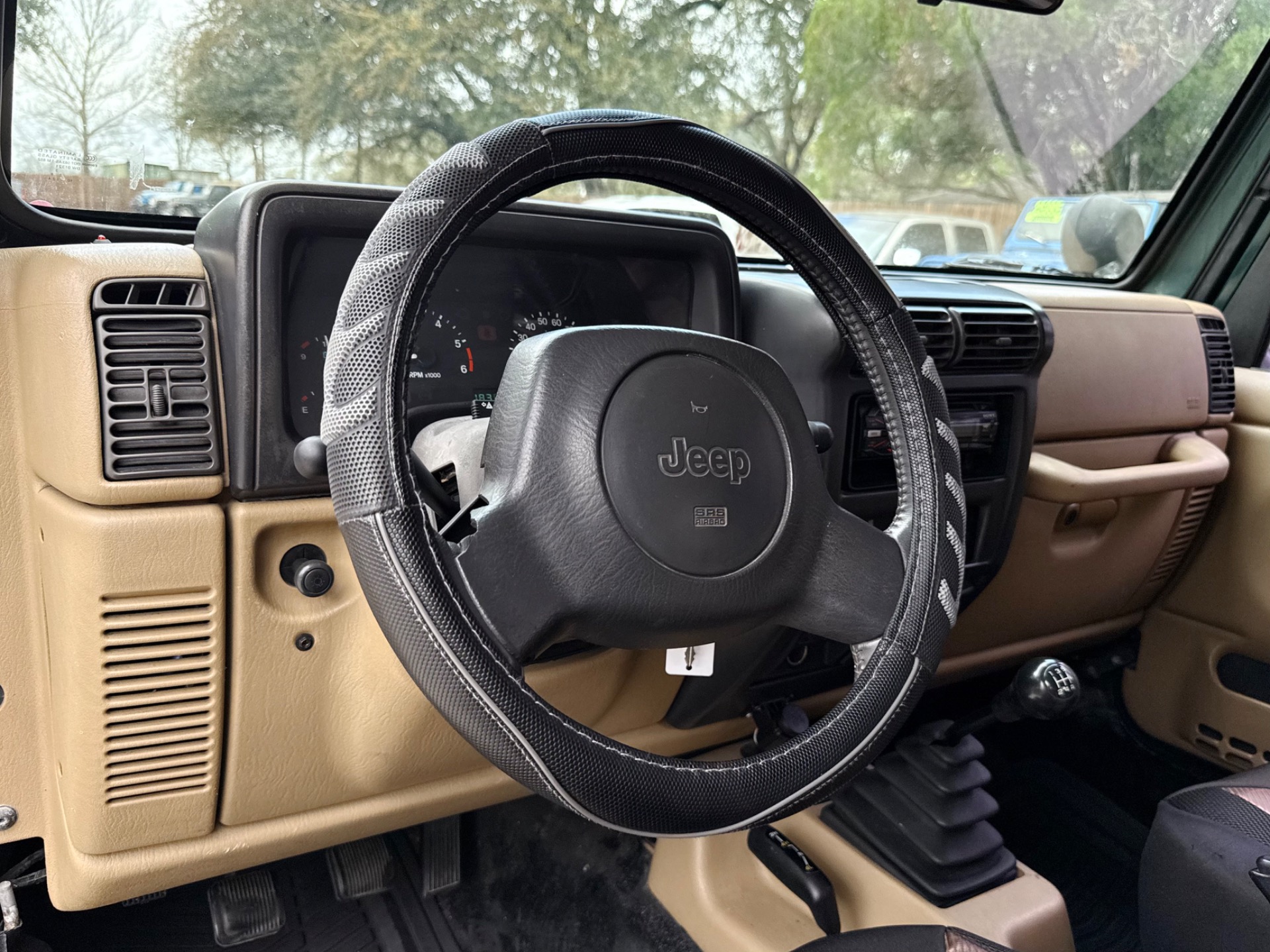 Used-2000-Jeep-Wrangler-Sport