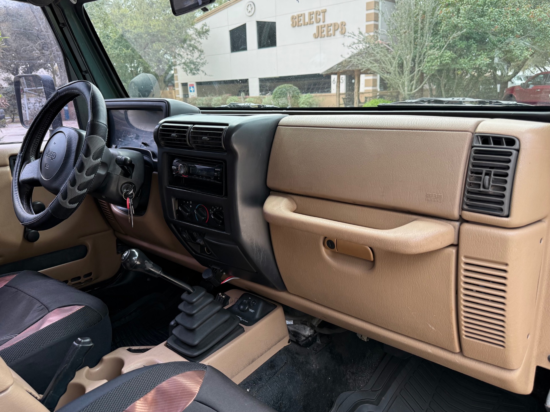 Used-2000-Jeep-Wrangler-Sport