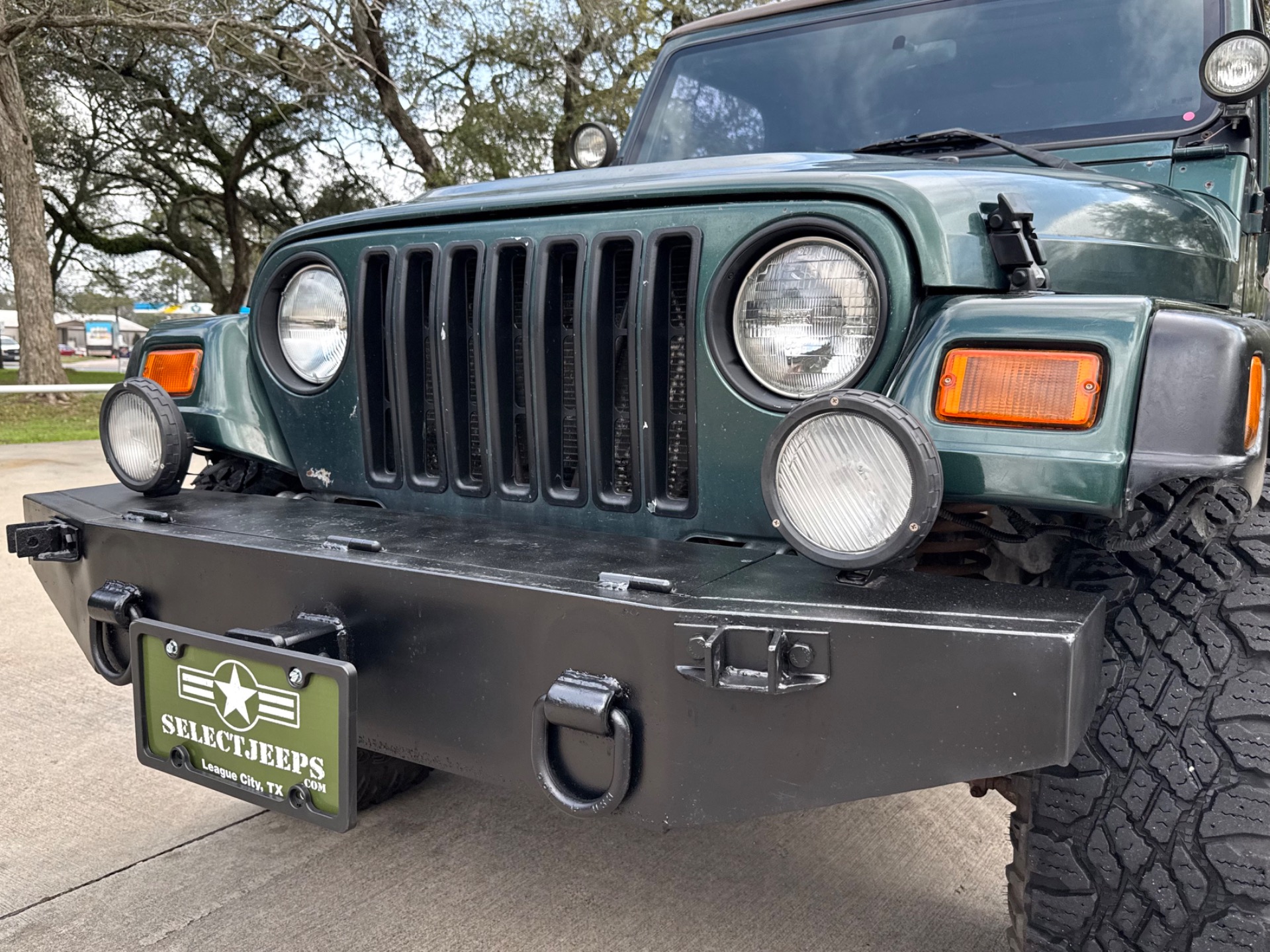 Used-2000-Jeep-Wrangler-Sport