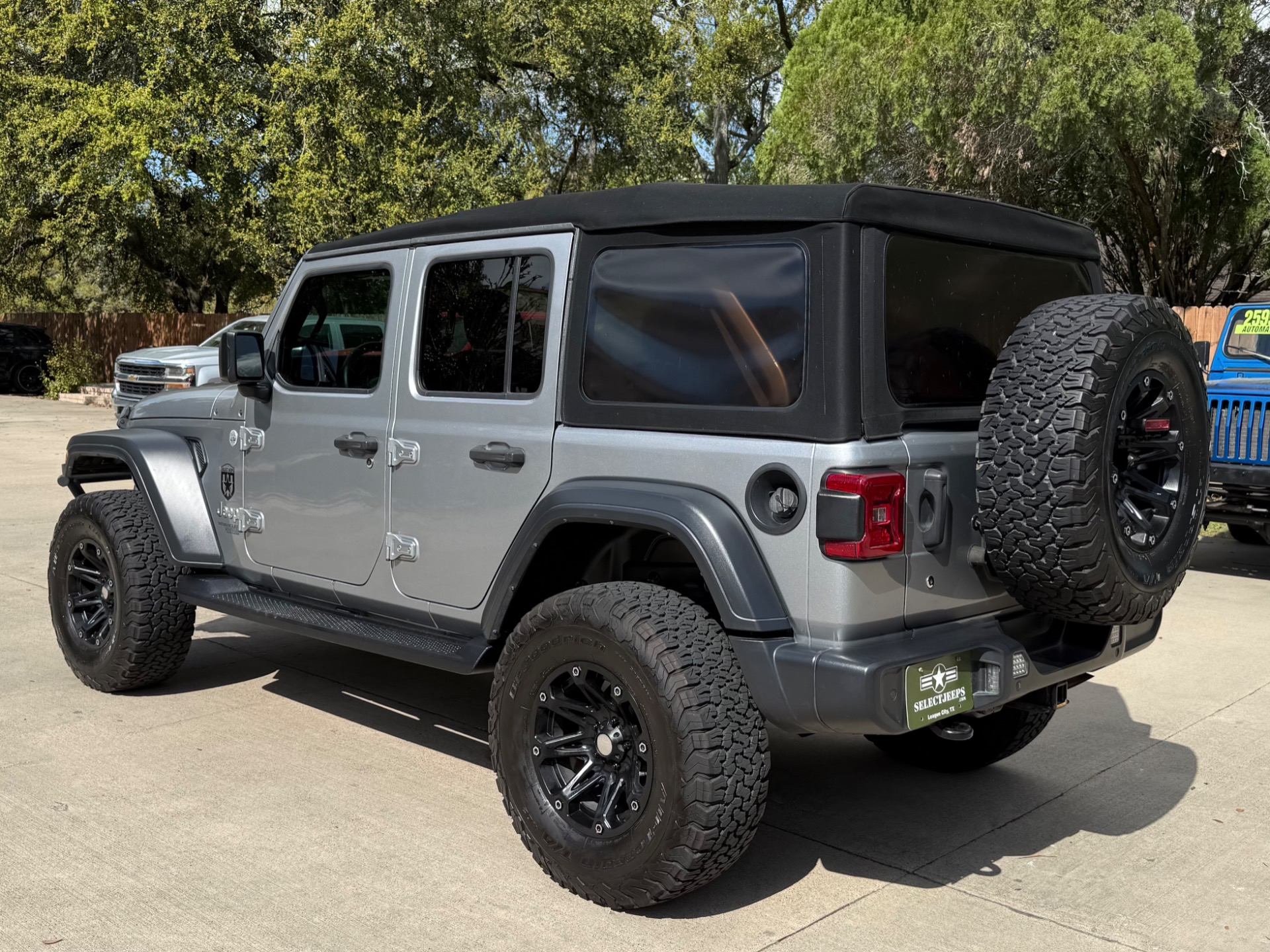 Used-2018-Jeep-Wrangler-Unlimited-Sport