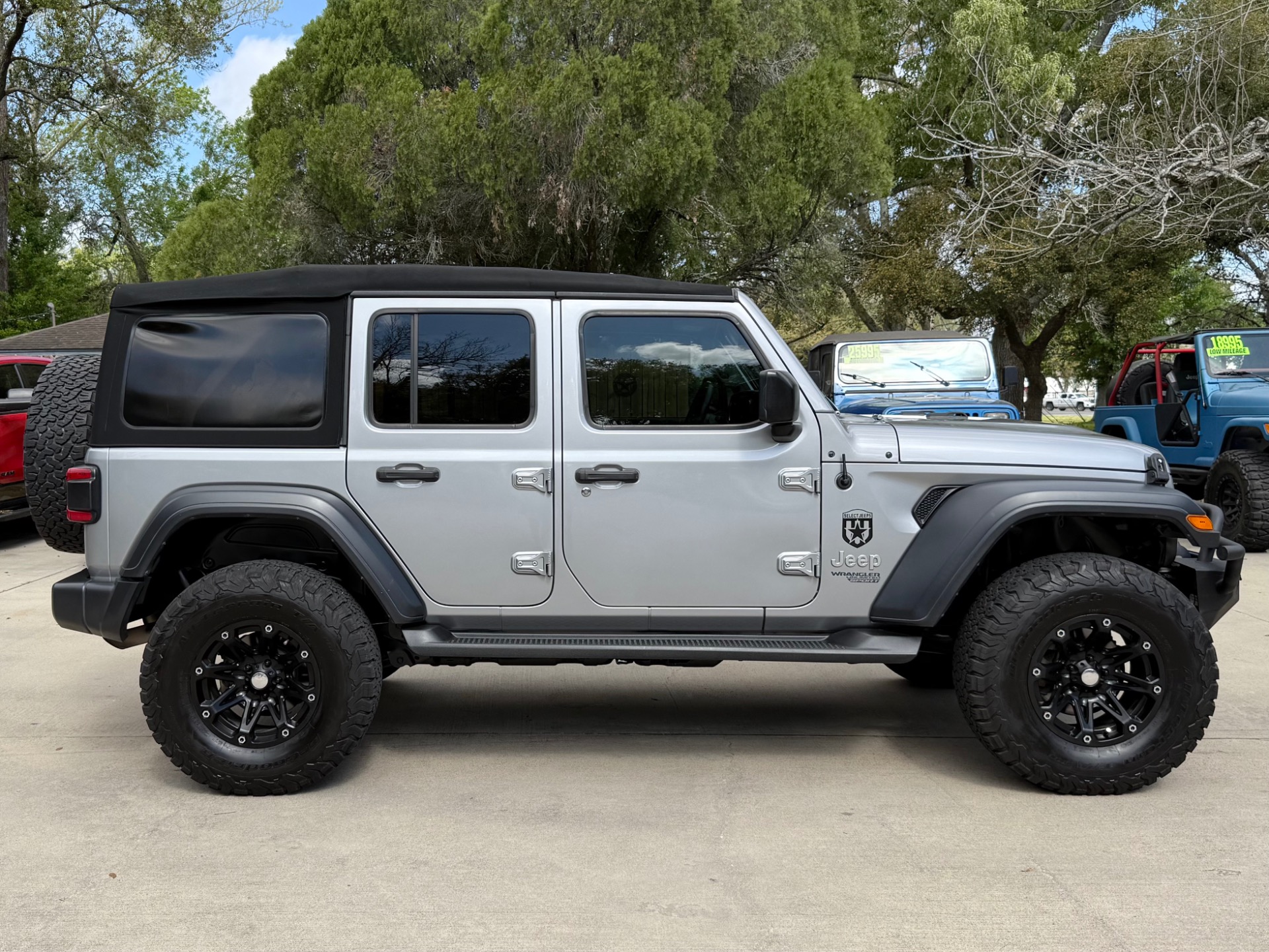 Used-2018-Jeep-Wrangler-Unlimited-Sport