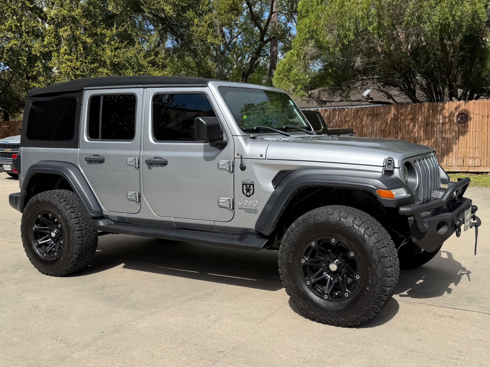 Used-2018-Jeep-Wrangler-Unlimited-Sport