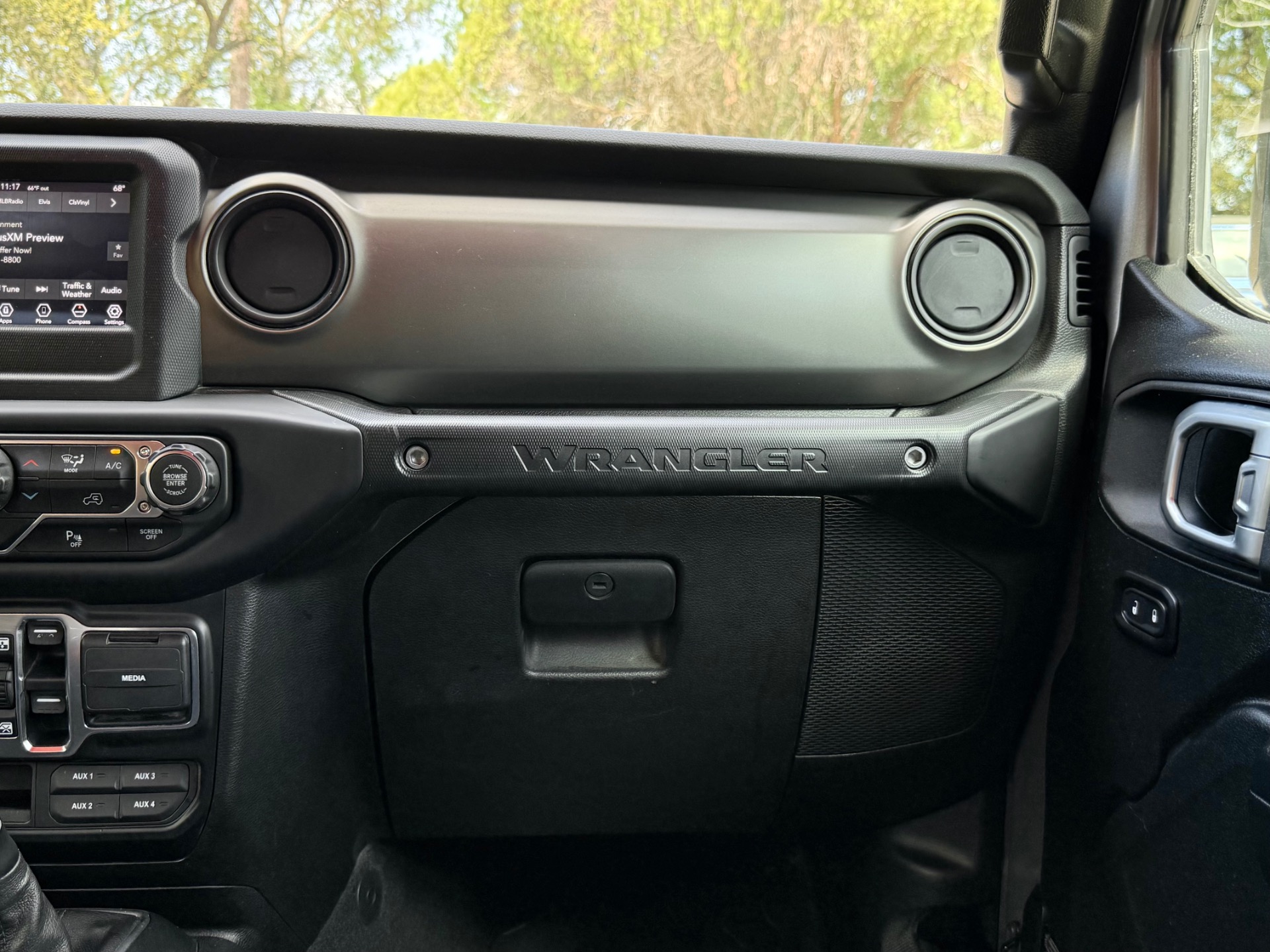 Used-2018-Jeep-Wrangler-Unlimited-Sport