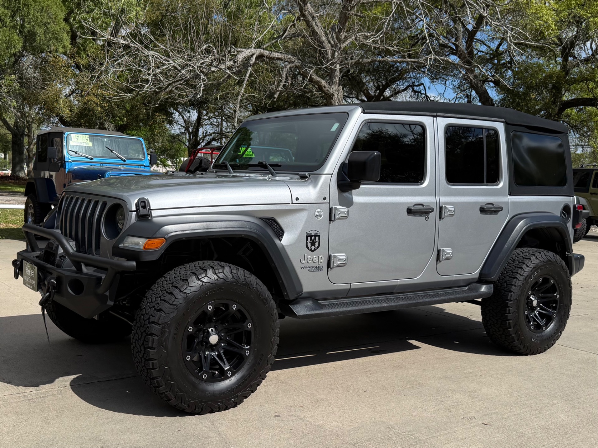 Used-2018-Jeep-Wrangler-Unlimited-Sport