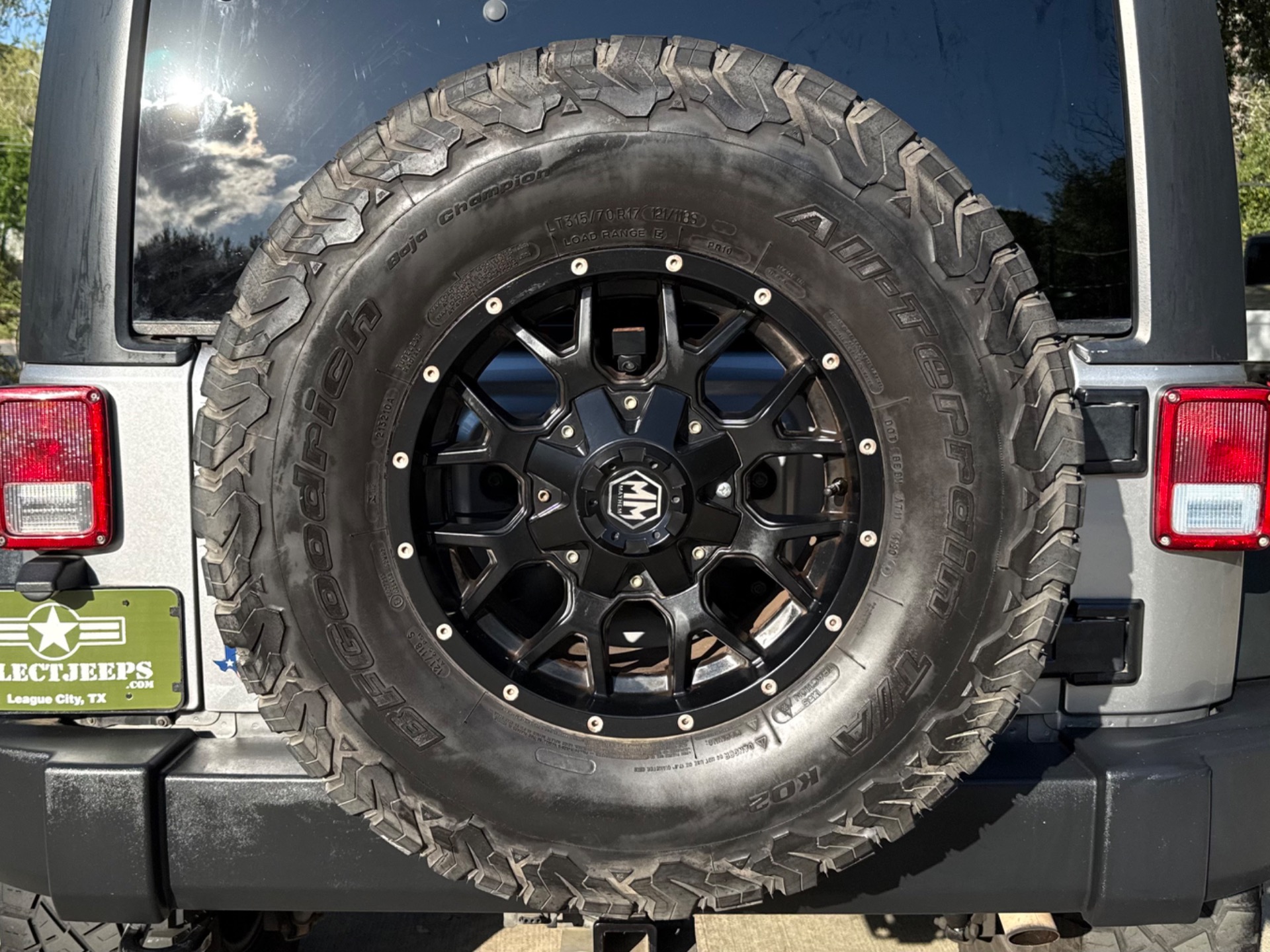 Used-2014-Jeep-Wrangler-Unlimited-Sport