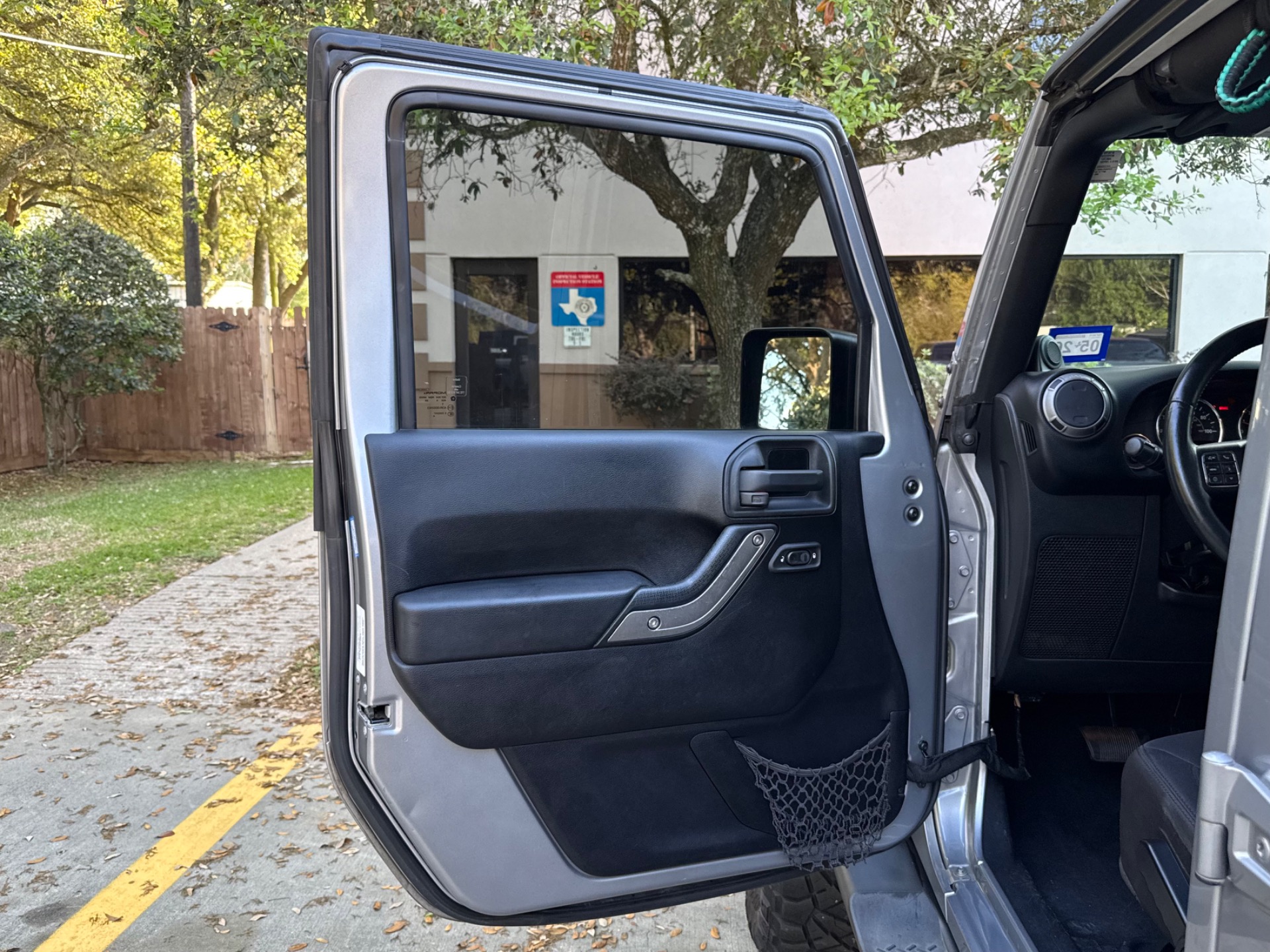 Used-2014-Jeep-Wrangler-Unlimited-Sport