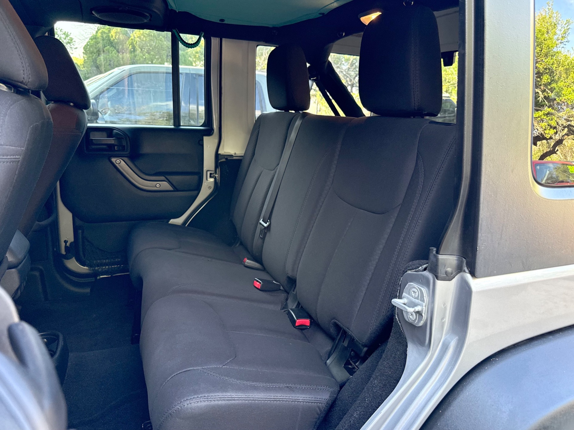 Used-2014-Jeep-Wrangler-Unlimited-Sport