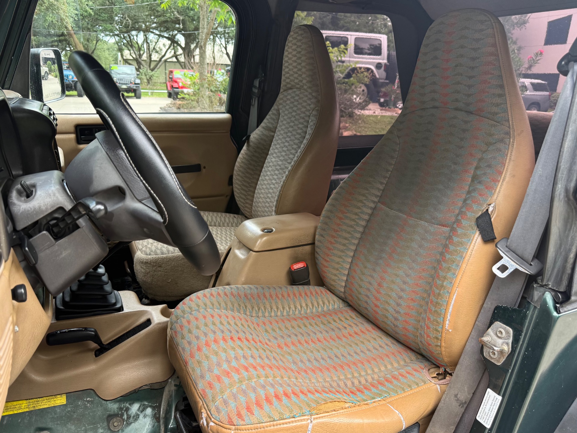 Used-2000-Jeep-Wrangler-Sport