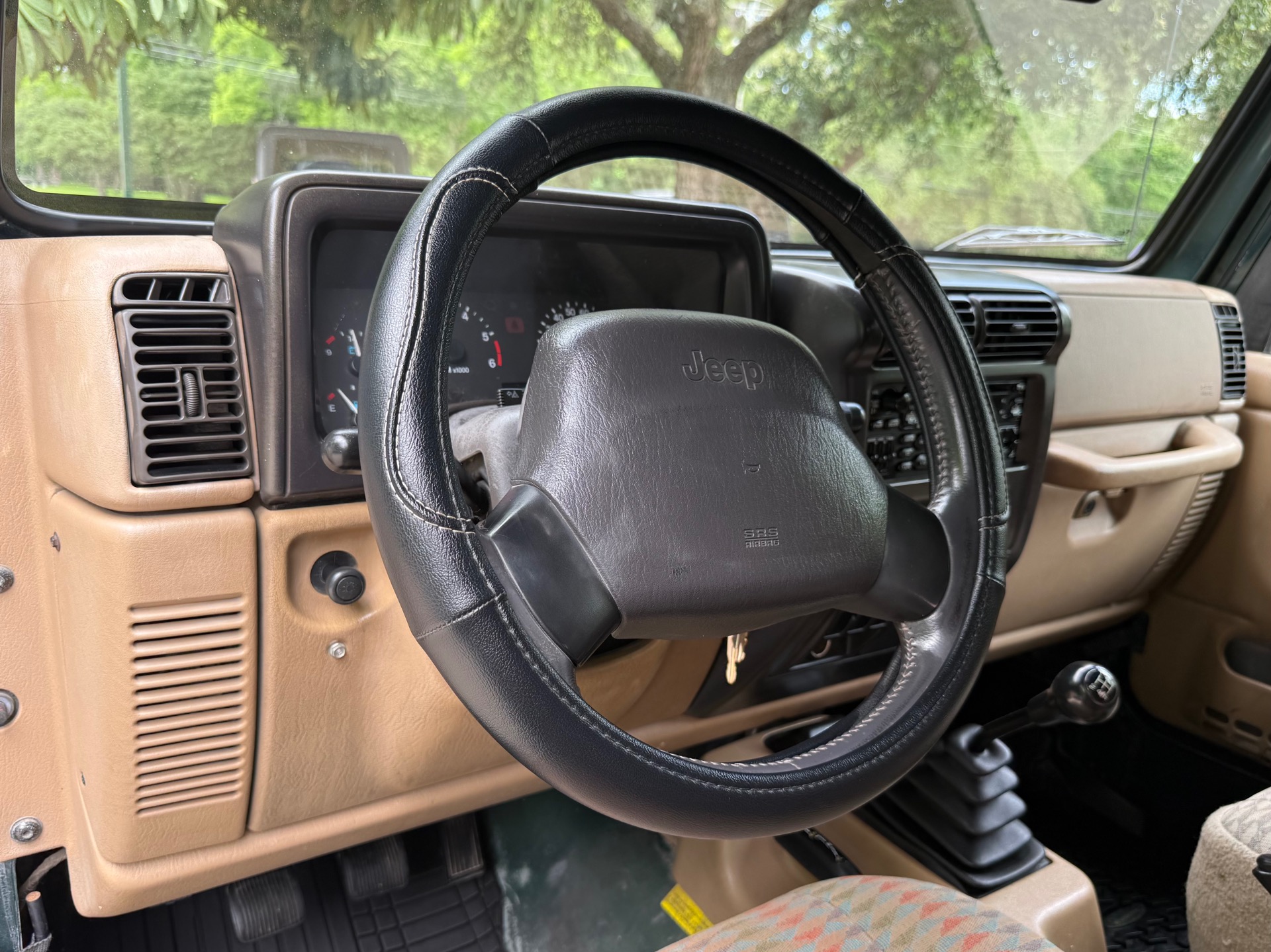Used-2000-Jeep-Wrangler-Sport