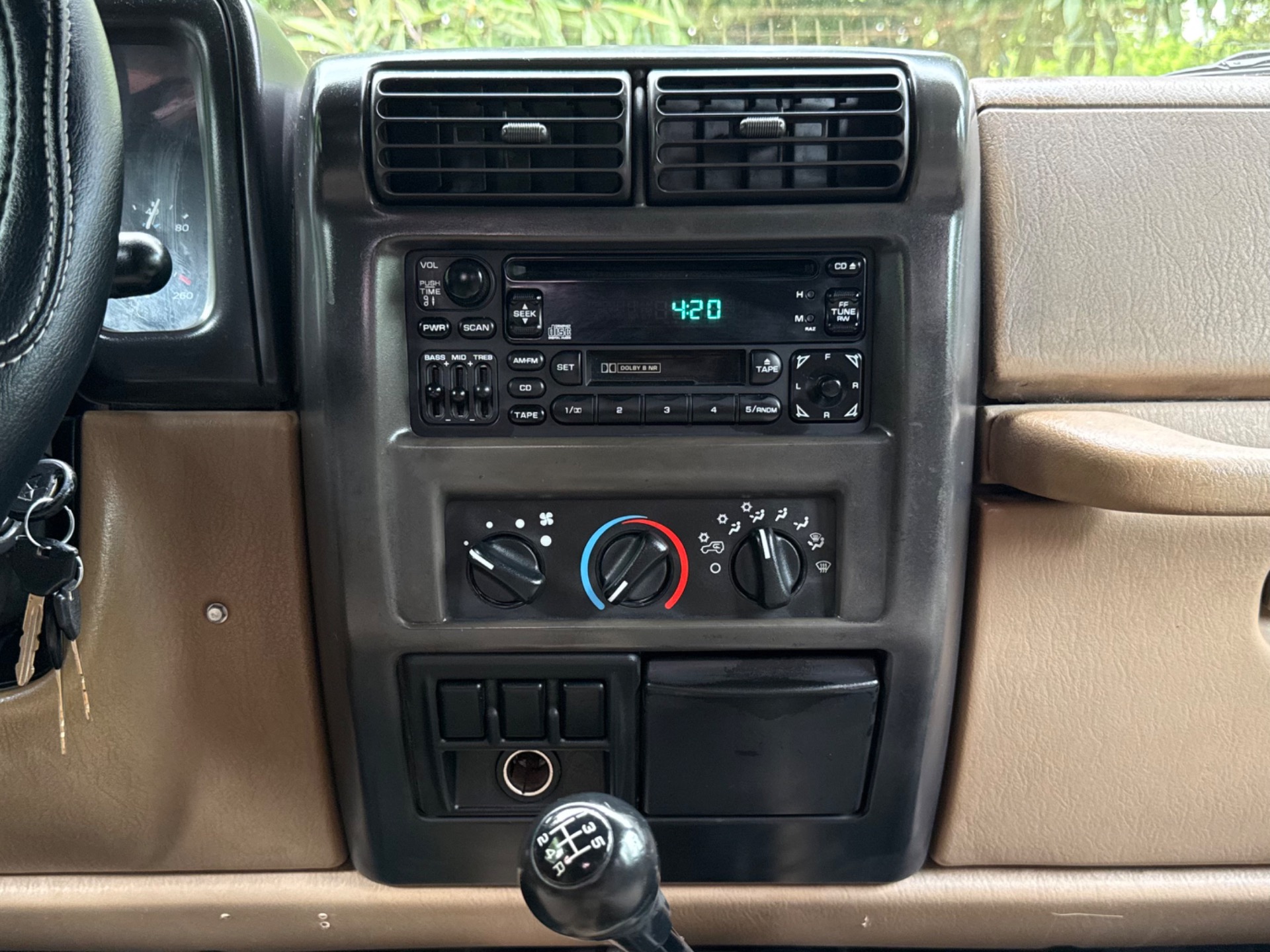Used-2000-Jeep-Wrangler-Sport