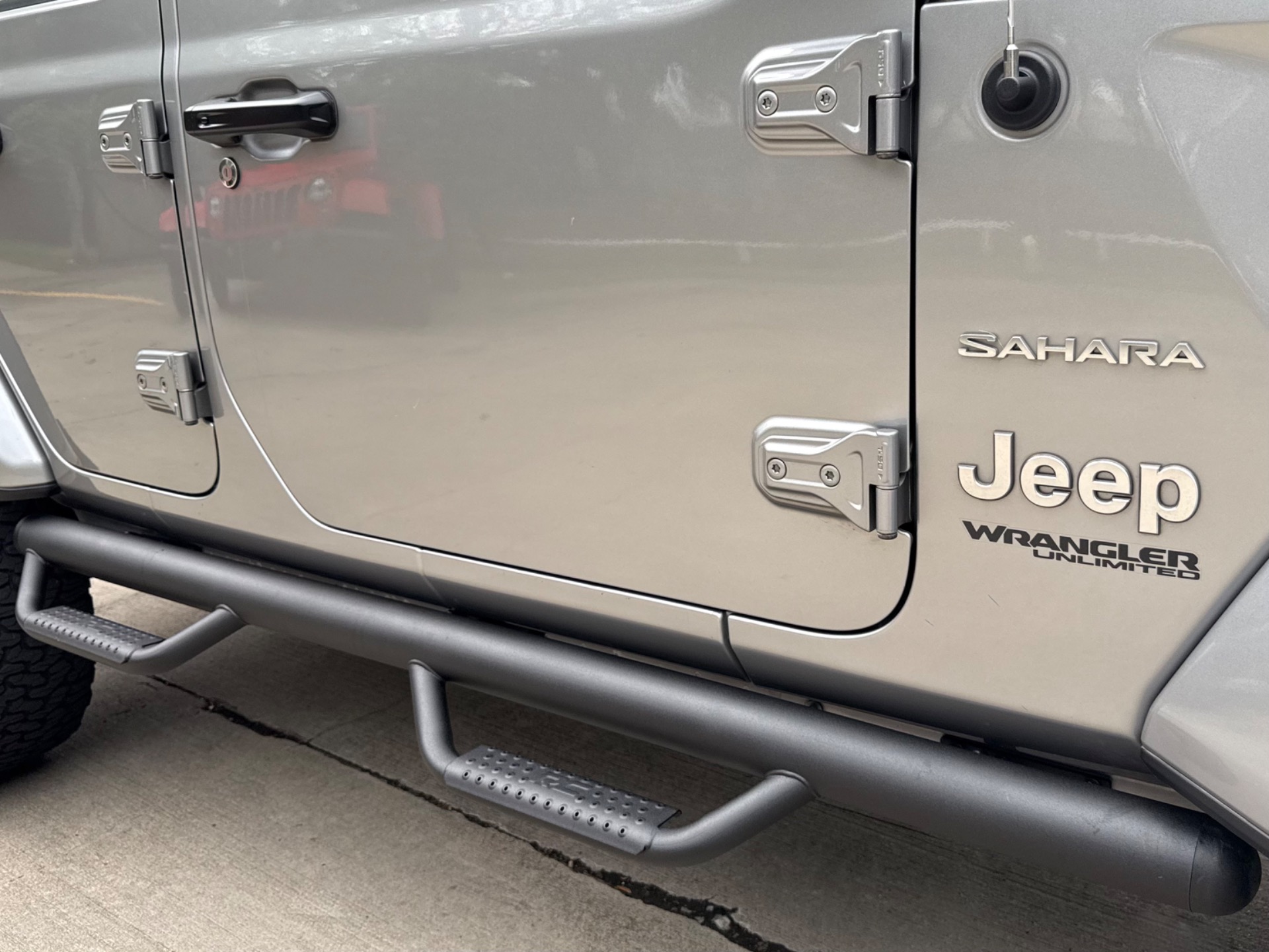 Used-2018-Jeep-Wrangler-Unlimited-Sahara