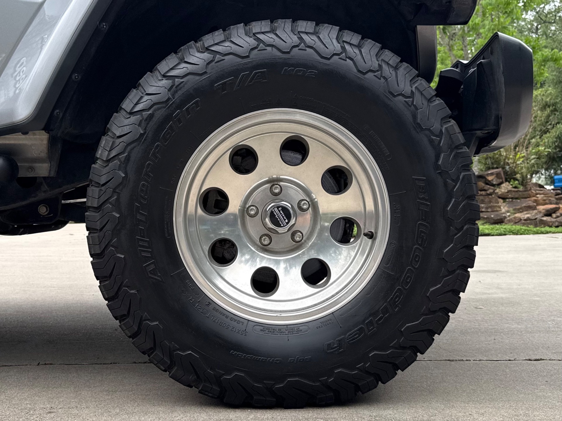 Used-2018-Jeep-Wrangler-Unlimited-Sahara