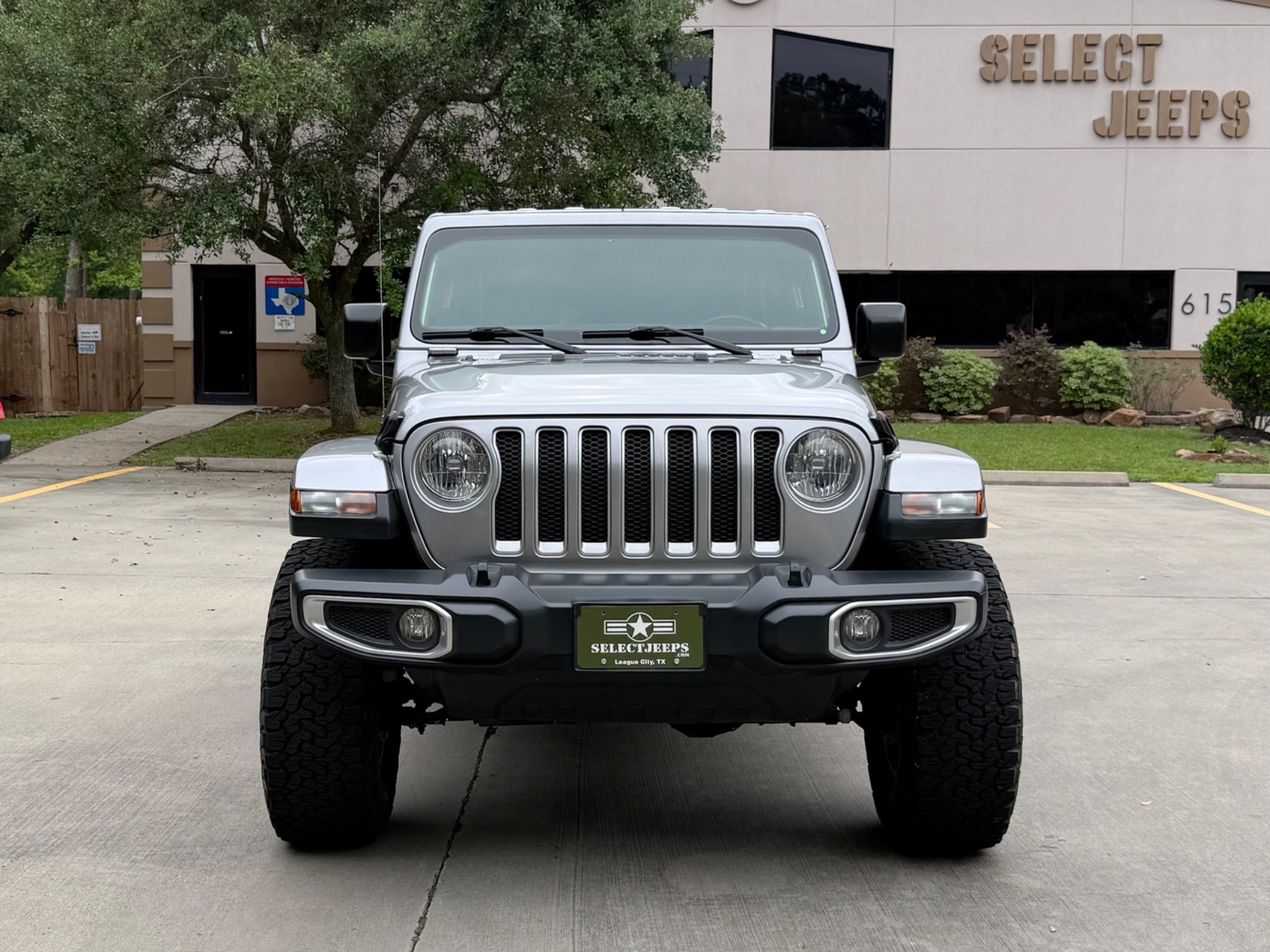 2018 Jeep Wrangler Sahara's photo