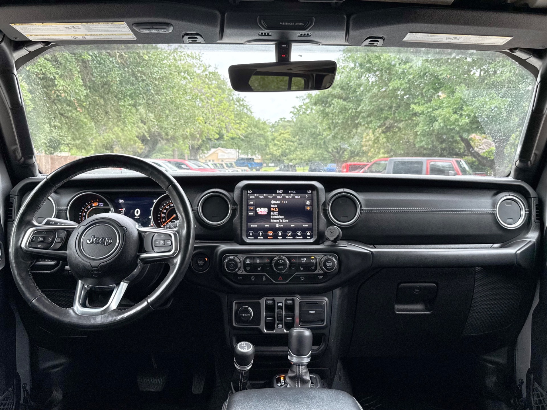 Used-2018-Jeep-Wrangler-Unlimited-Sahara