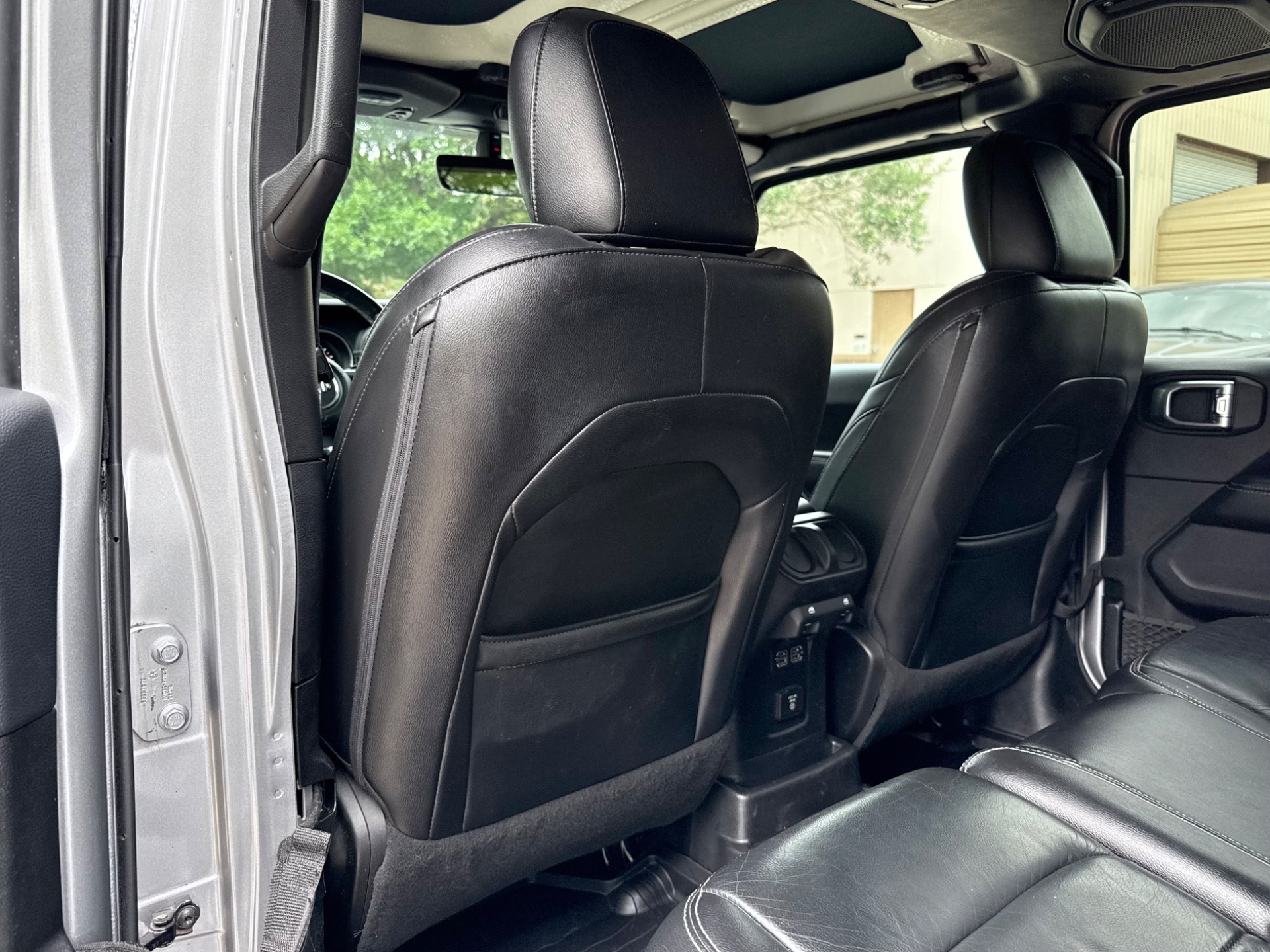 Used-2018-Jeep-Wrangler-Unlimited-Sahara