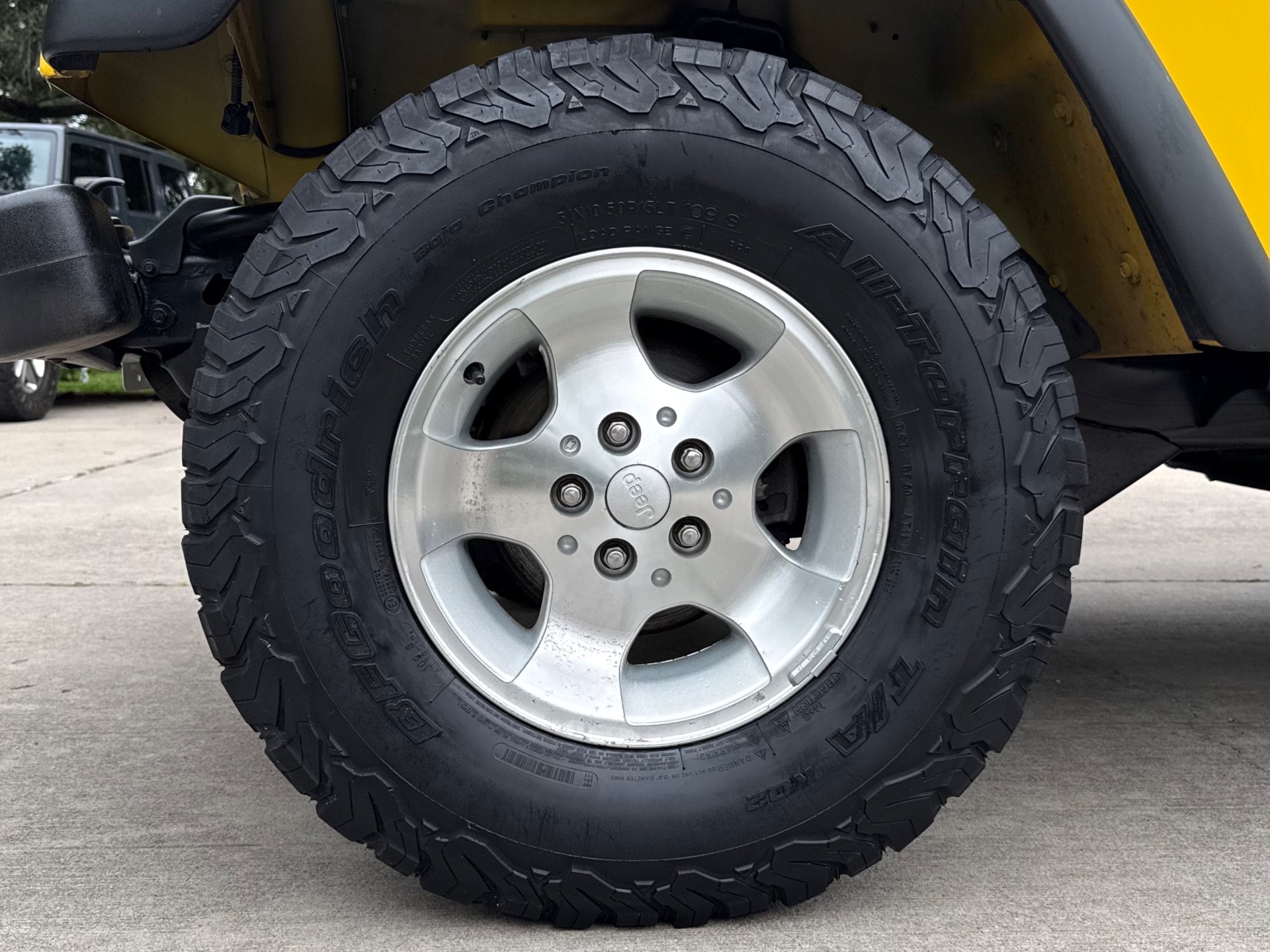 Used-2002-Jeep-Wrangler-Sport
