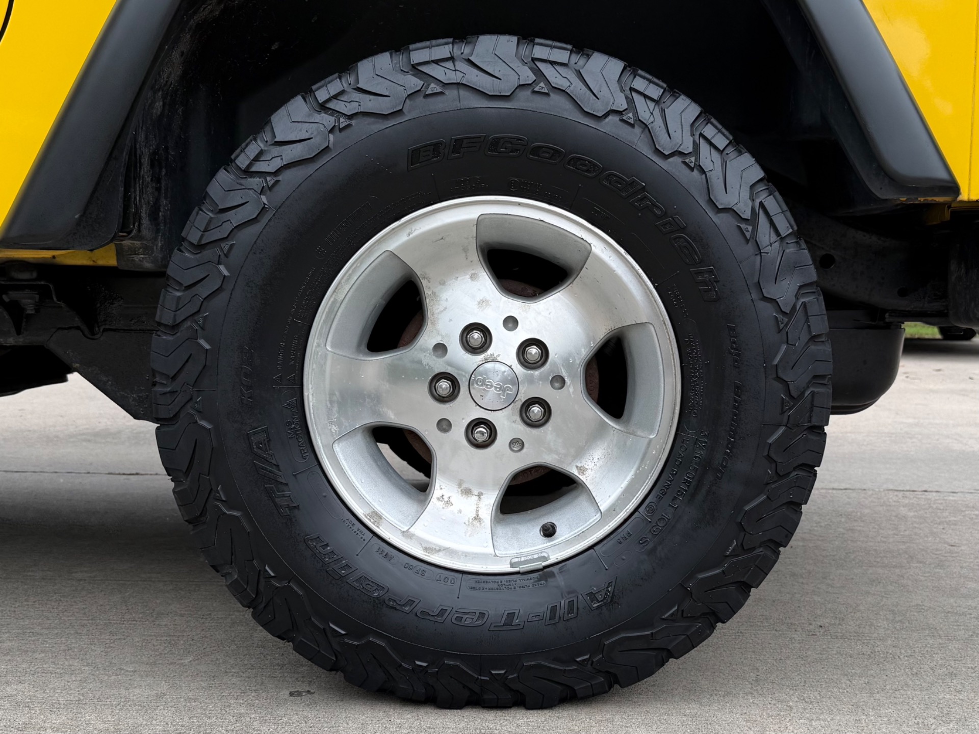 Used-2002-Jeep-Wrangler-Sport