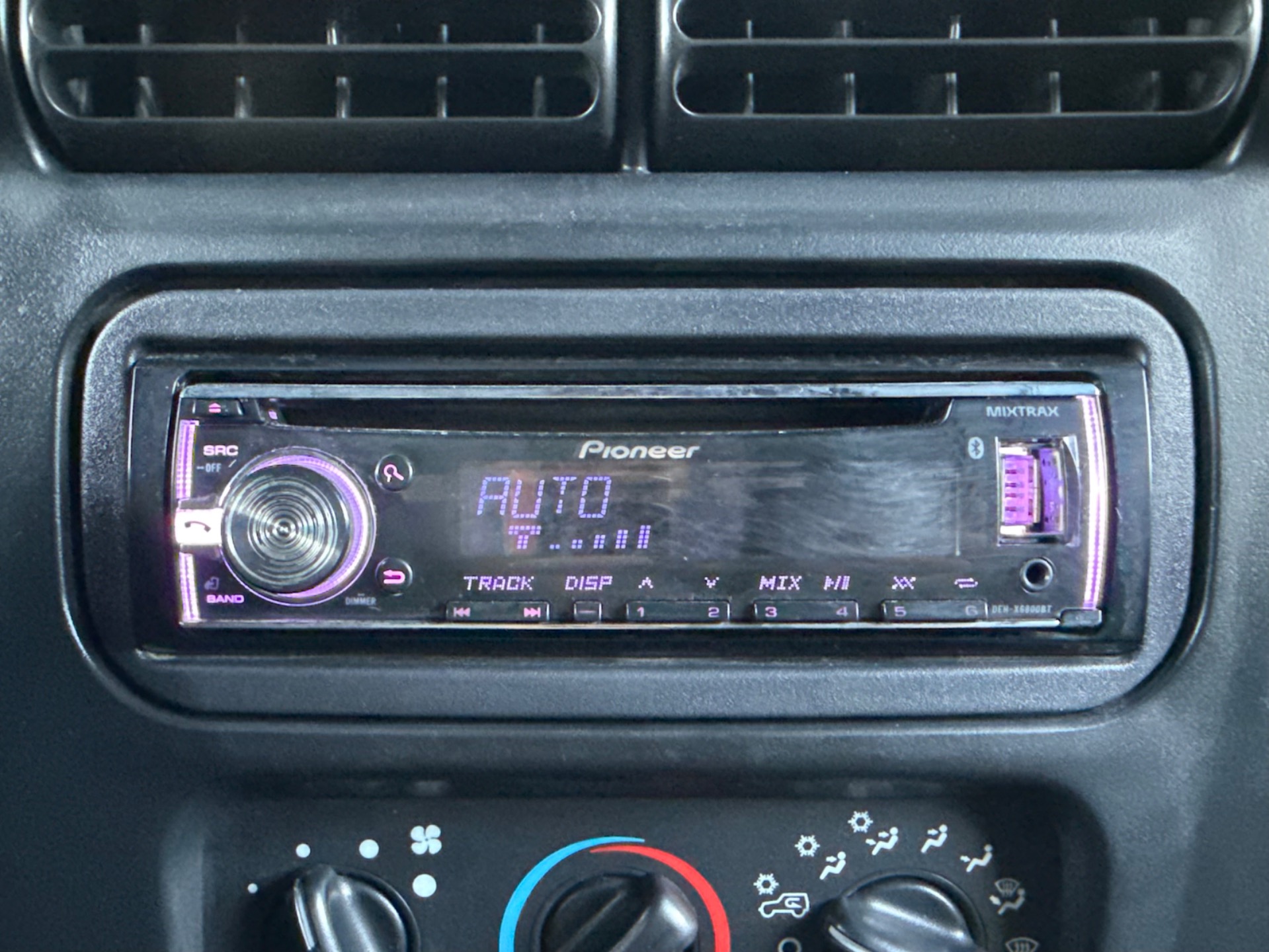 Used-2006-Jeep-Wrangler-X