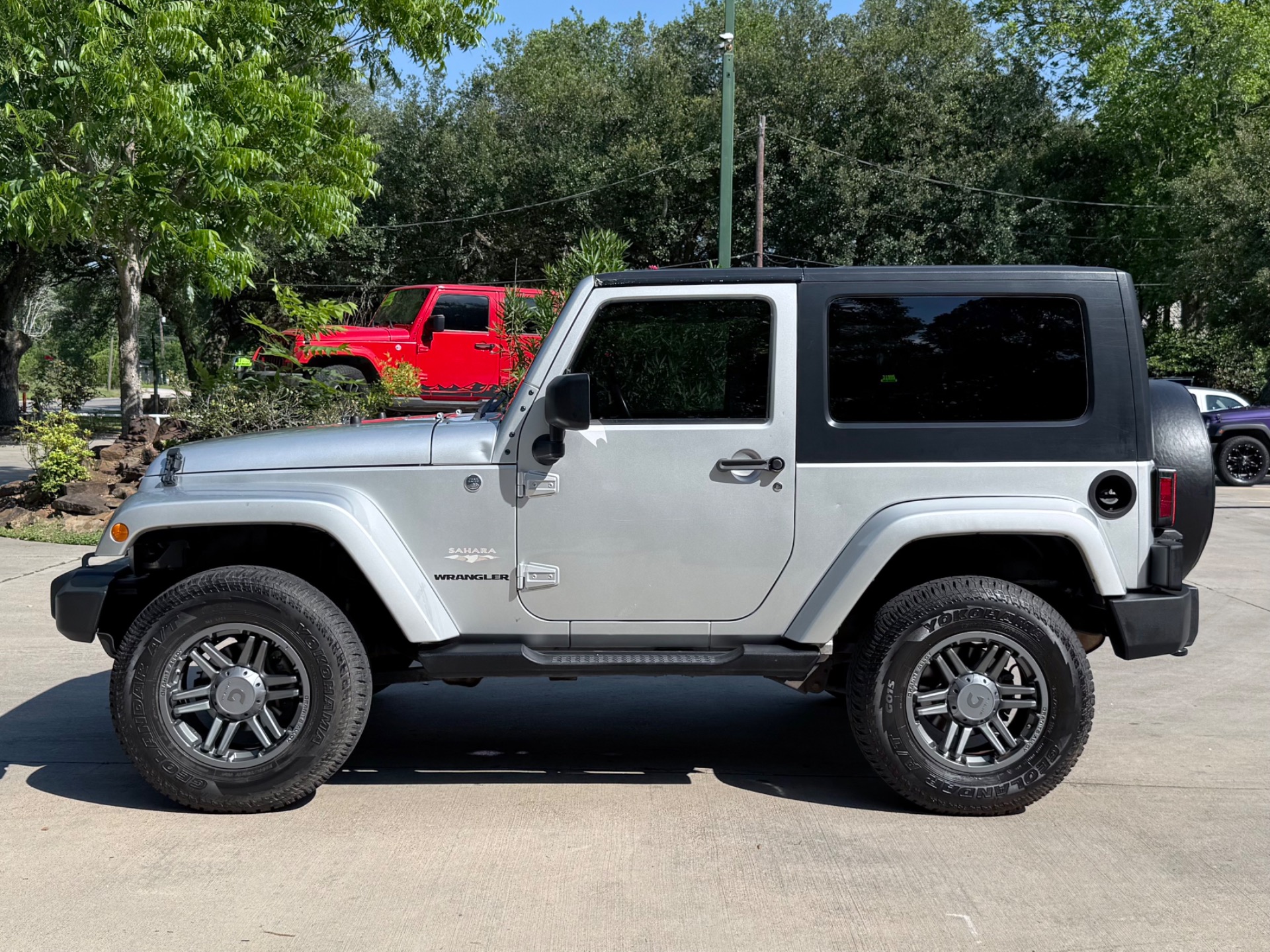 Used-2009-Jeep-Wrangler-Sahara