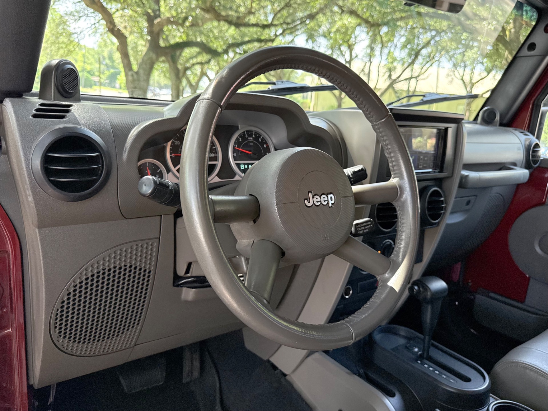 Used-2010-Jeep-Wrangler-Unlimited-Sport