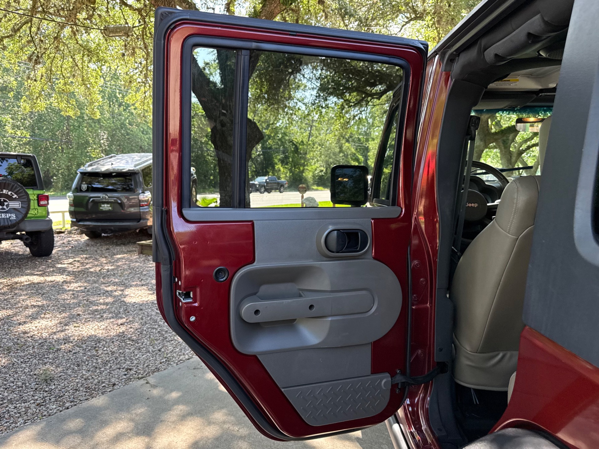 Used-2010-Jeep-Wrangler-Unlimited-Sport
