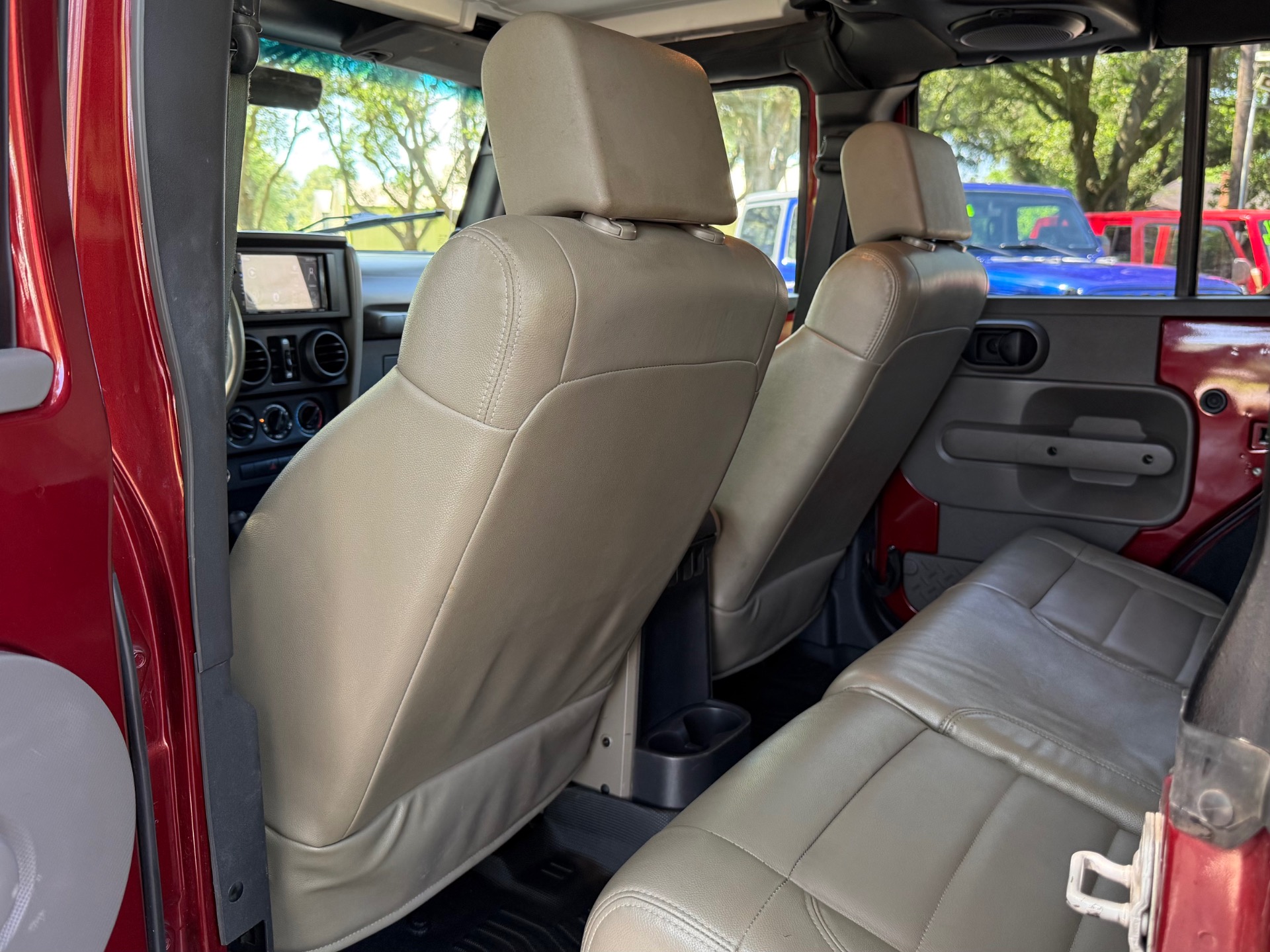 Used-2010-Jeep-Wrangler-Unlimited-Sport