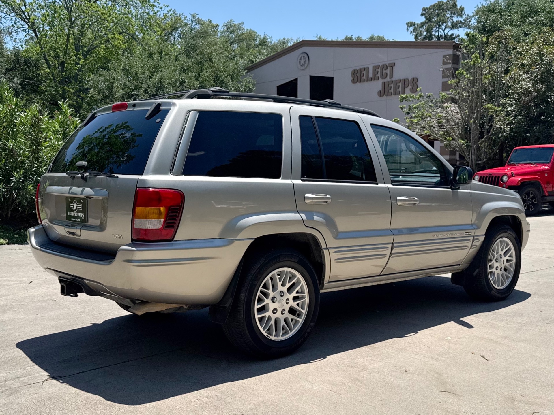 Used-2004-Jeep-Grand-Cherokee-Limited