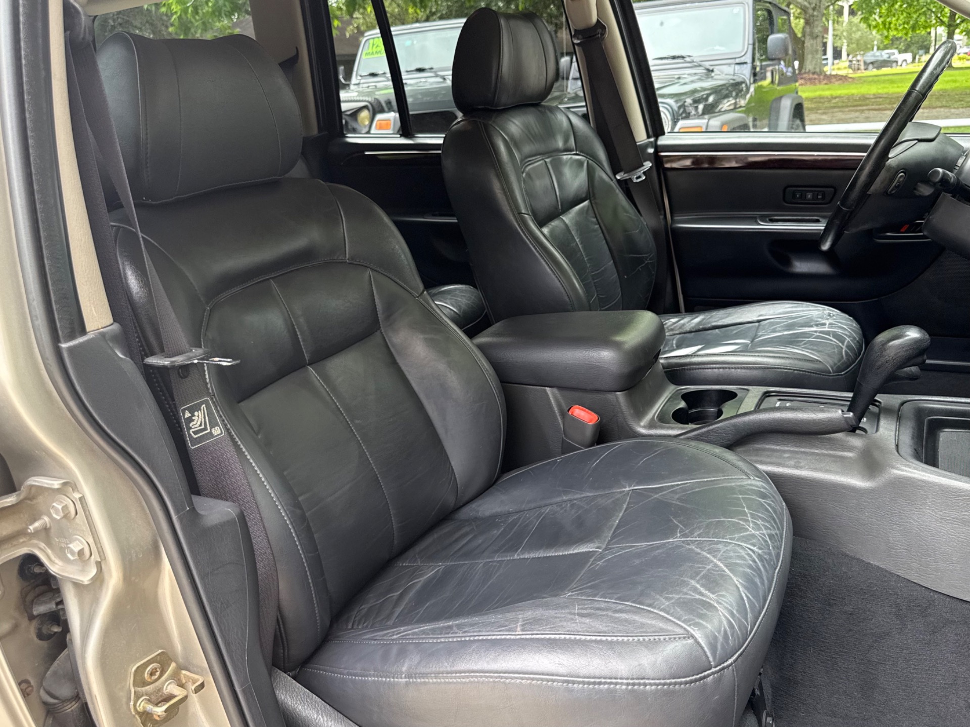 Used-2004-Jeep-Grand-Cherokee-Limited