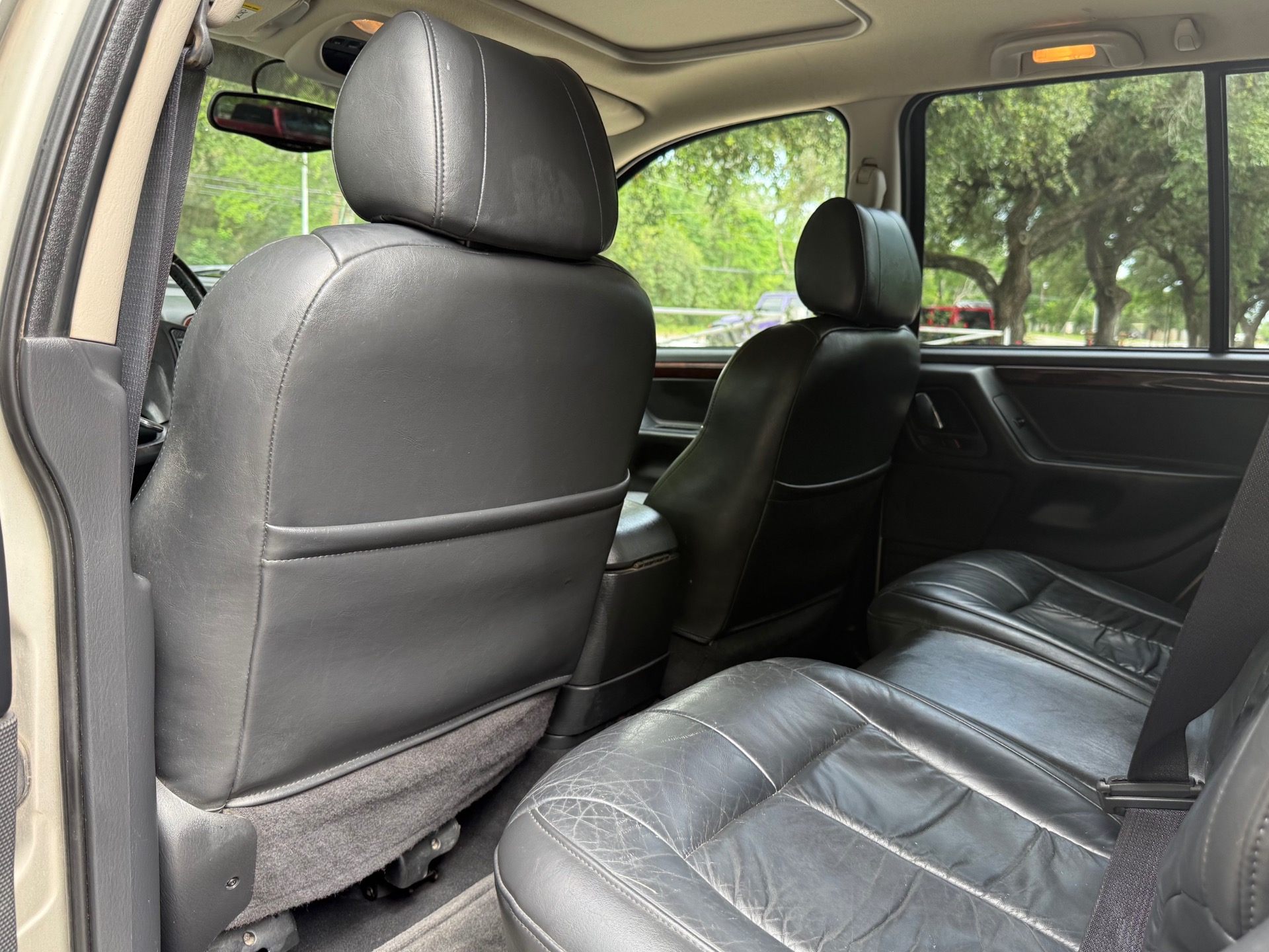 Used-2004-Jeep-Grand-Cherokee-Limited