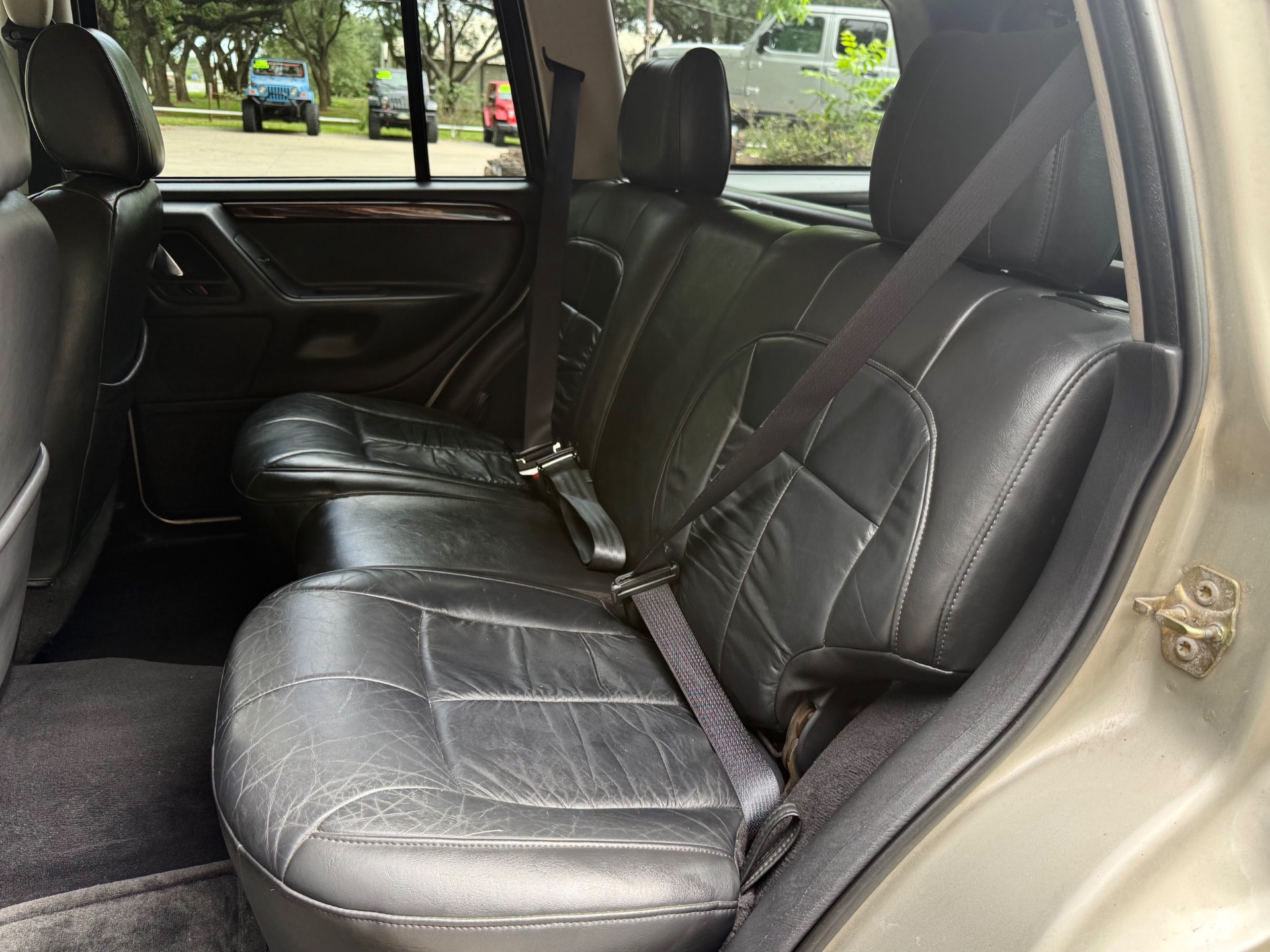 Used-2004-Jeep-Grand-Cherokee-Limited