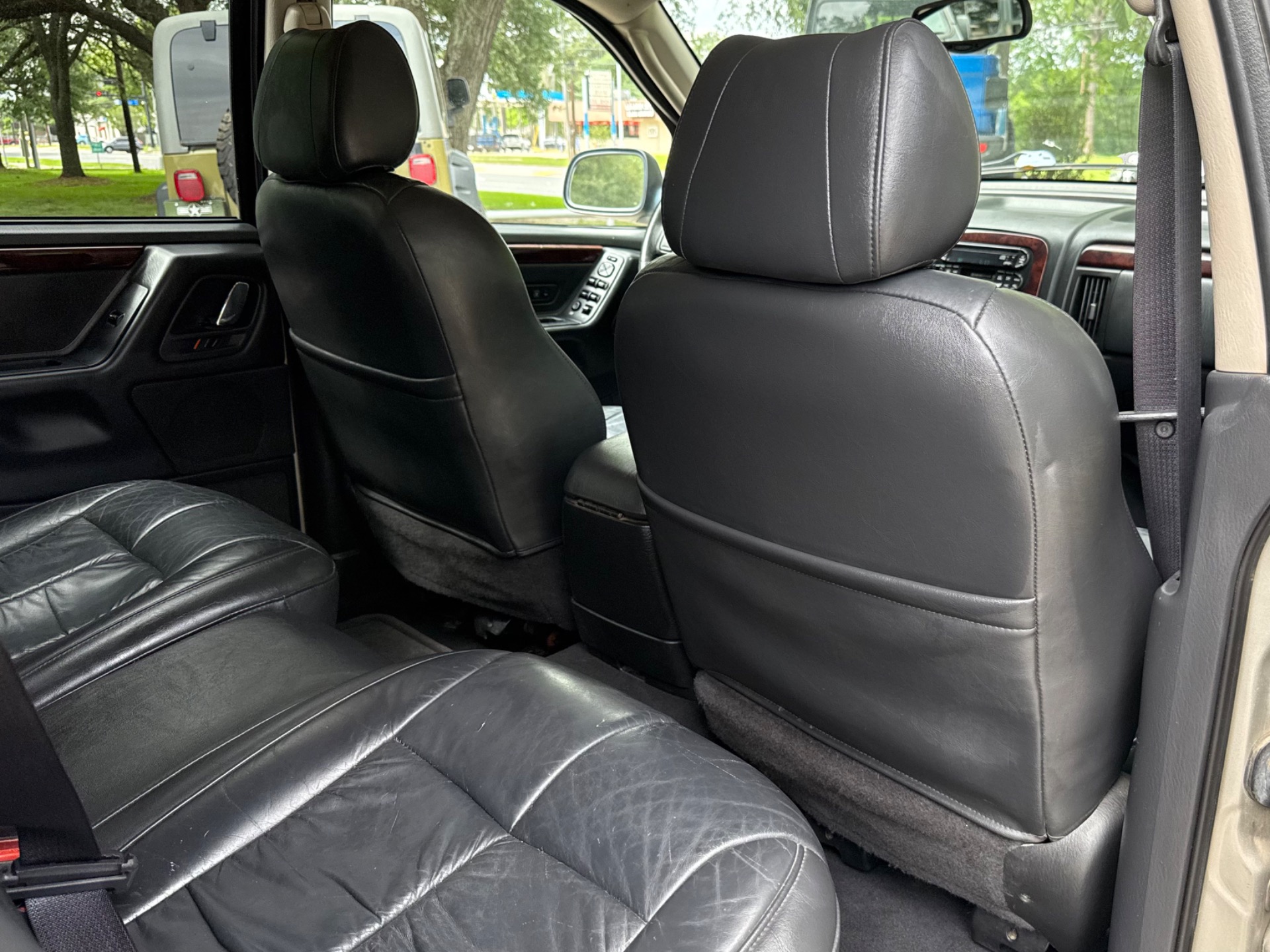 Used-2004-Jeep-Grand-Cherokee-Limited