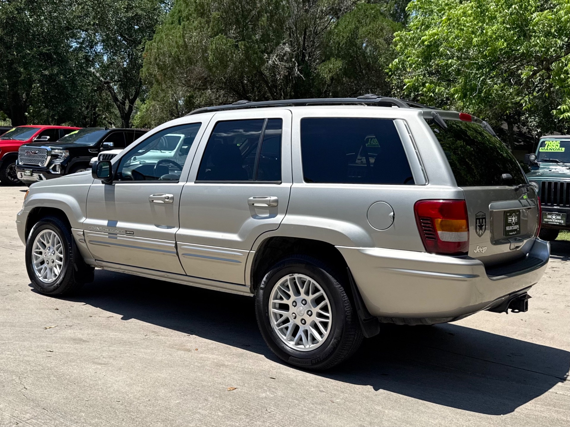 Used-2004-Jeep-Grand-Cherokee-Limited