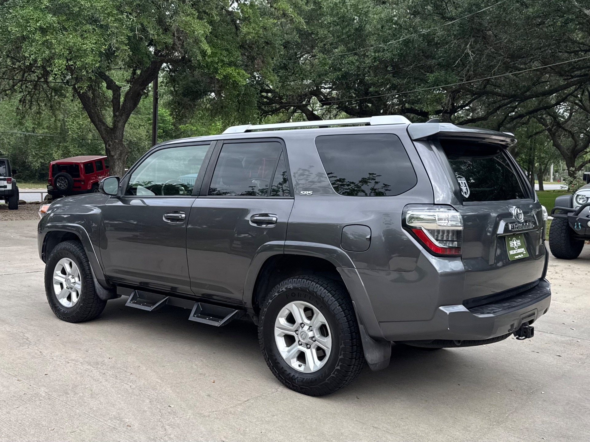 Used-2018-Toyota-4Runner-SR5