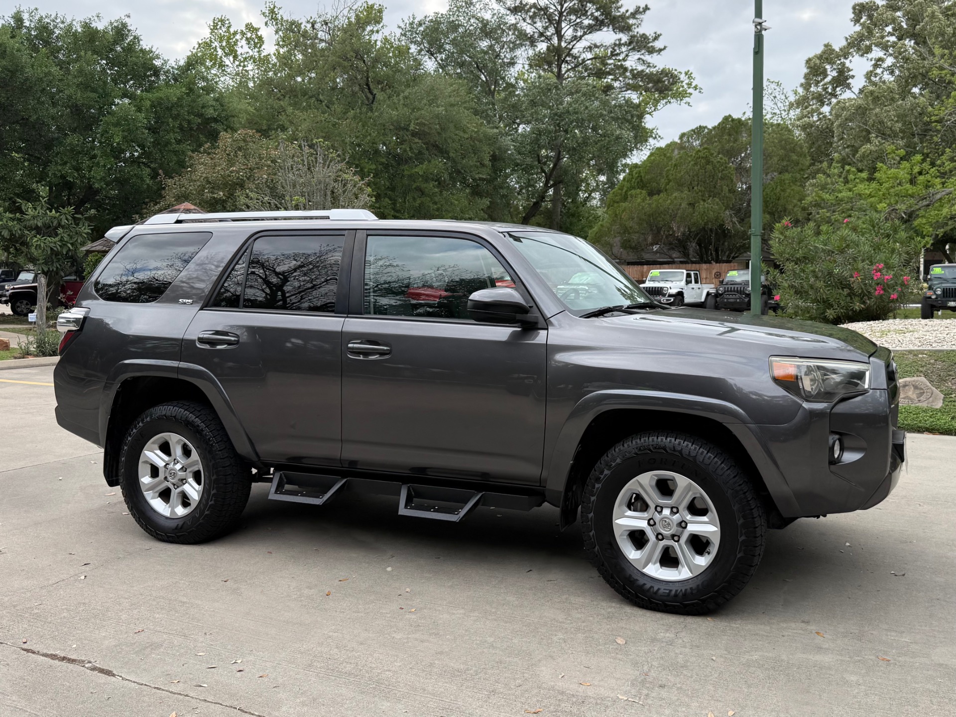Used-2018-Toyota-4Runner-SR5