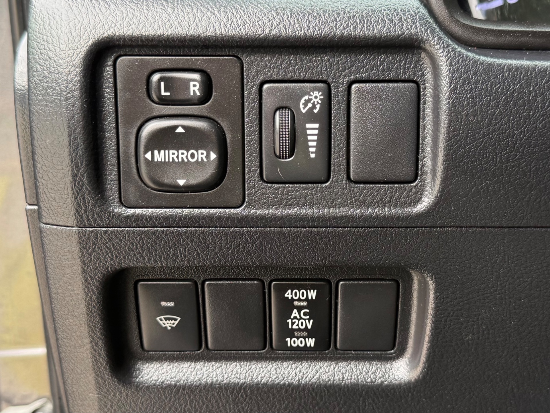 Used-2018-Toyota-4Runner-SR5