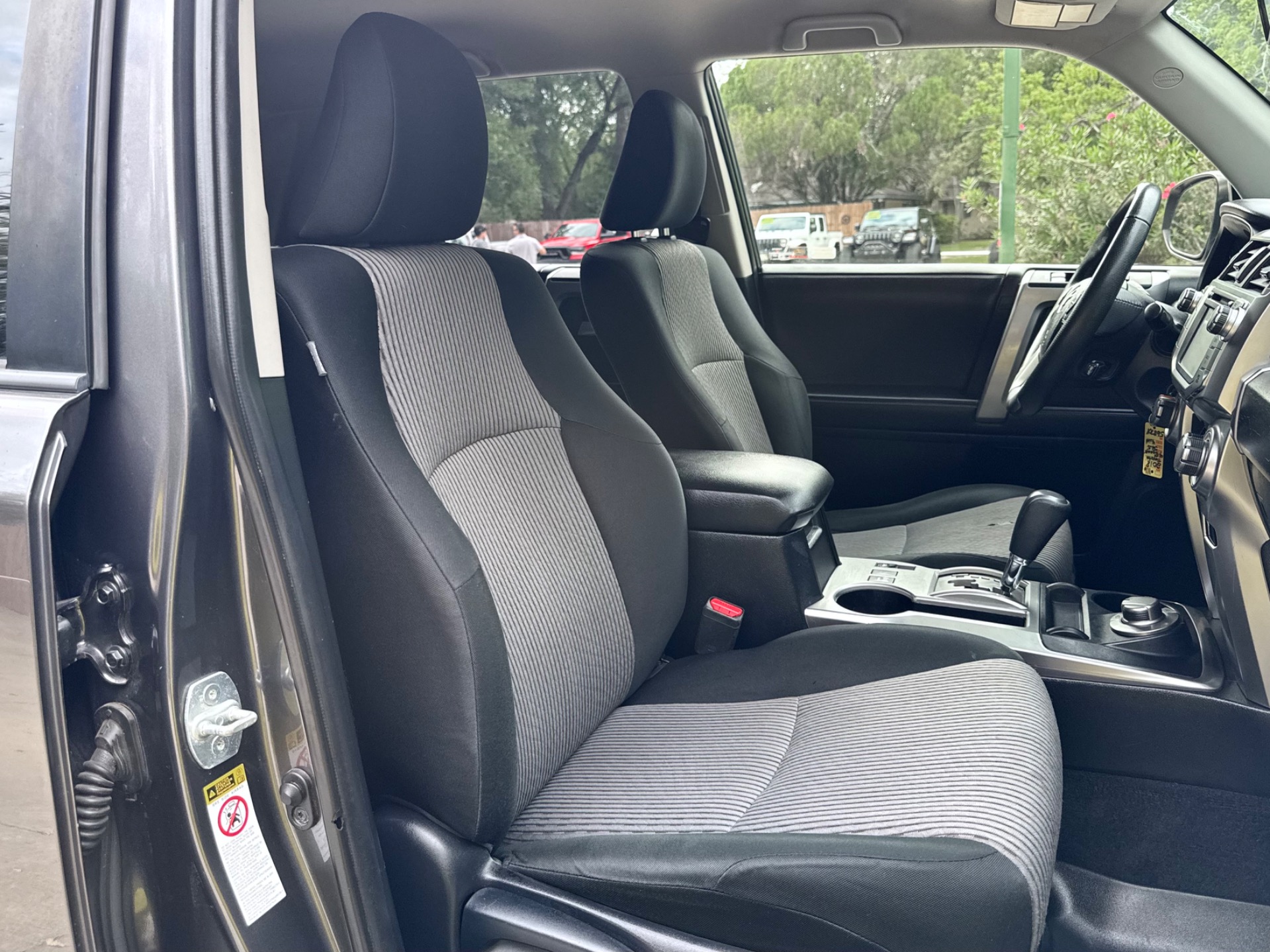 Used-2018-Toyota-4Runner-SR5