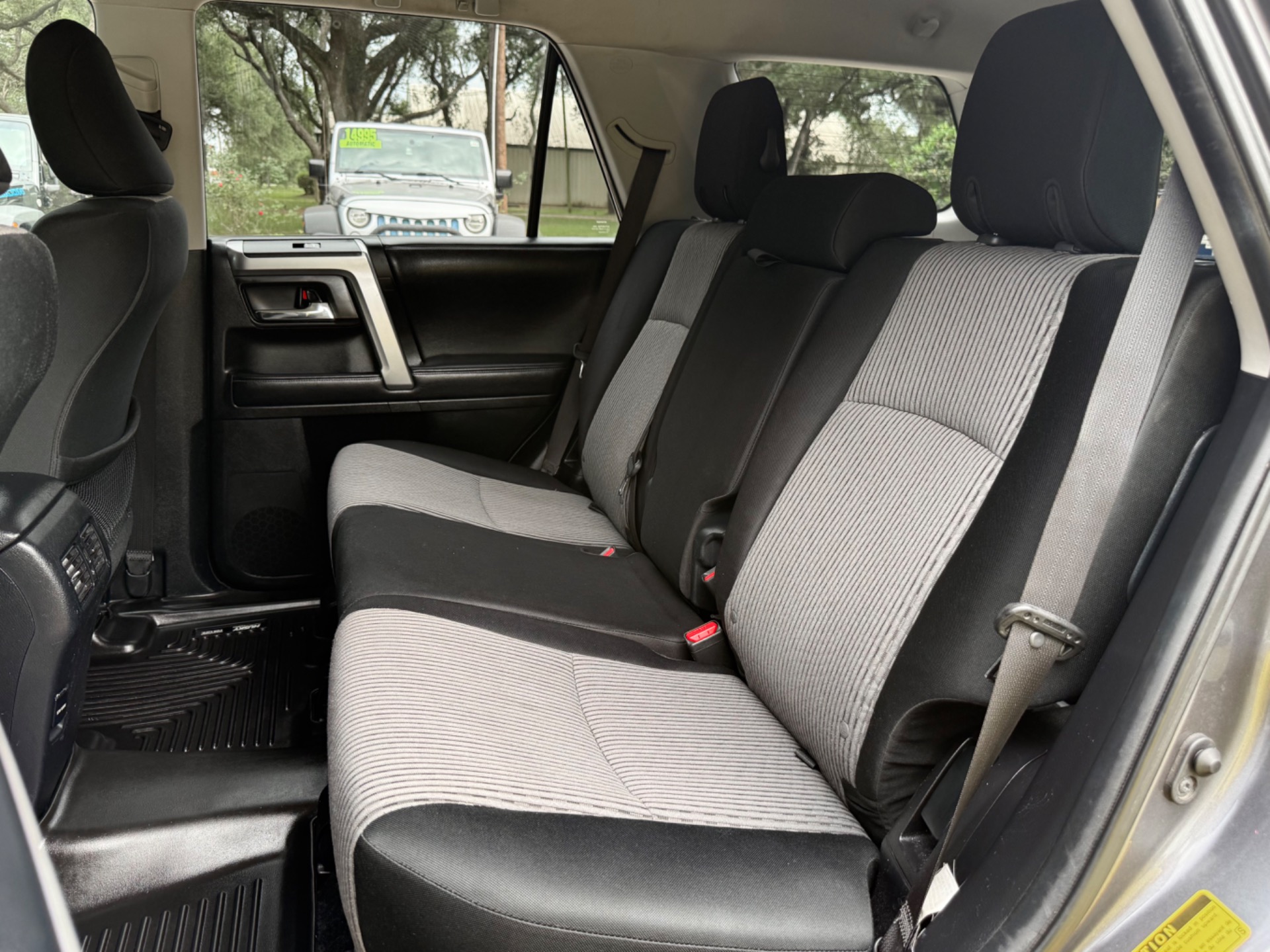Used-2018-Toyota-4Runner-SR5