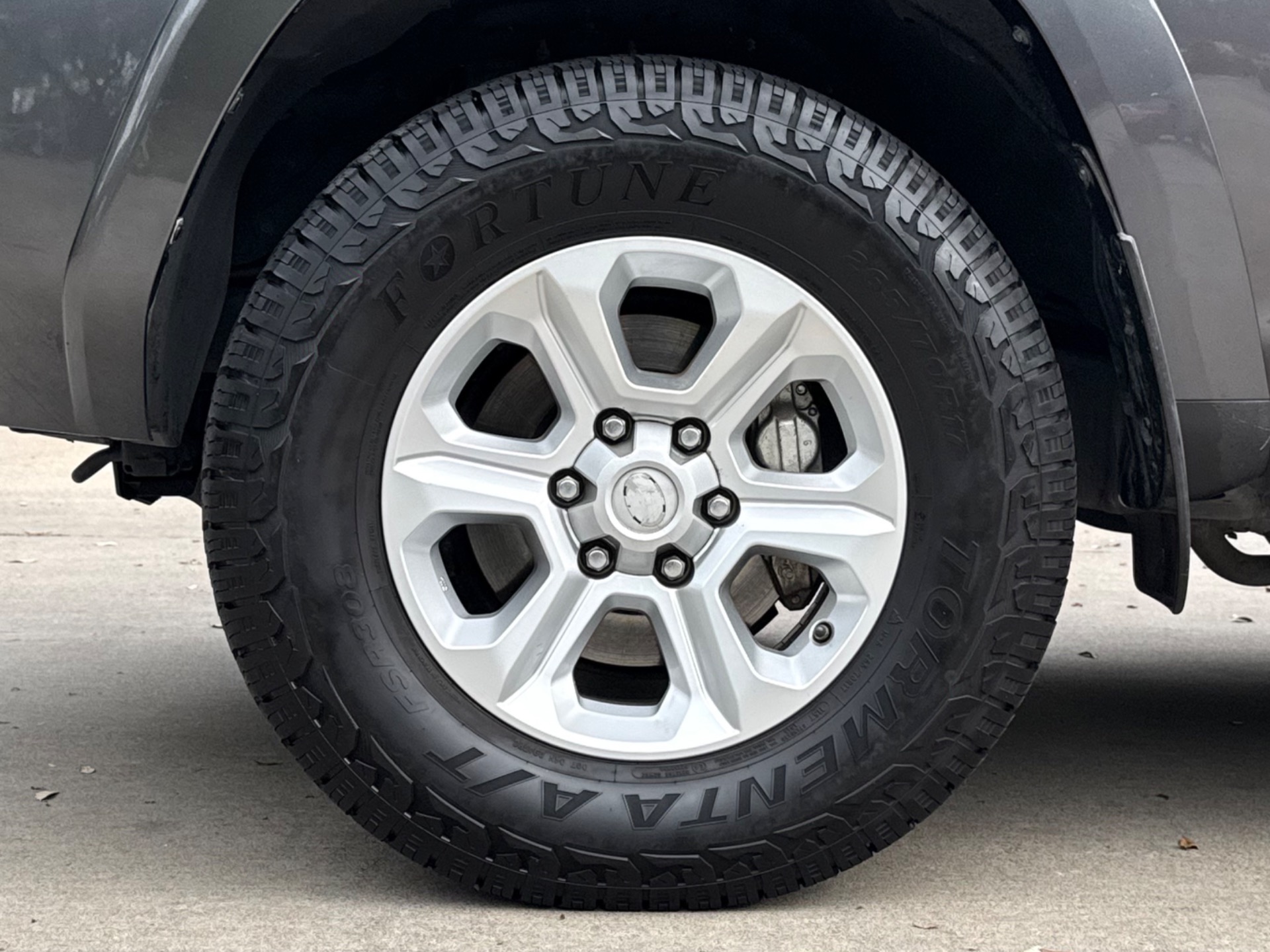 Used-2018-Toyota-4Runner-SR5