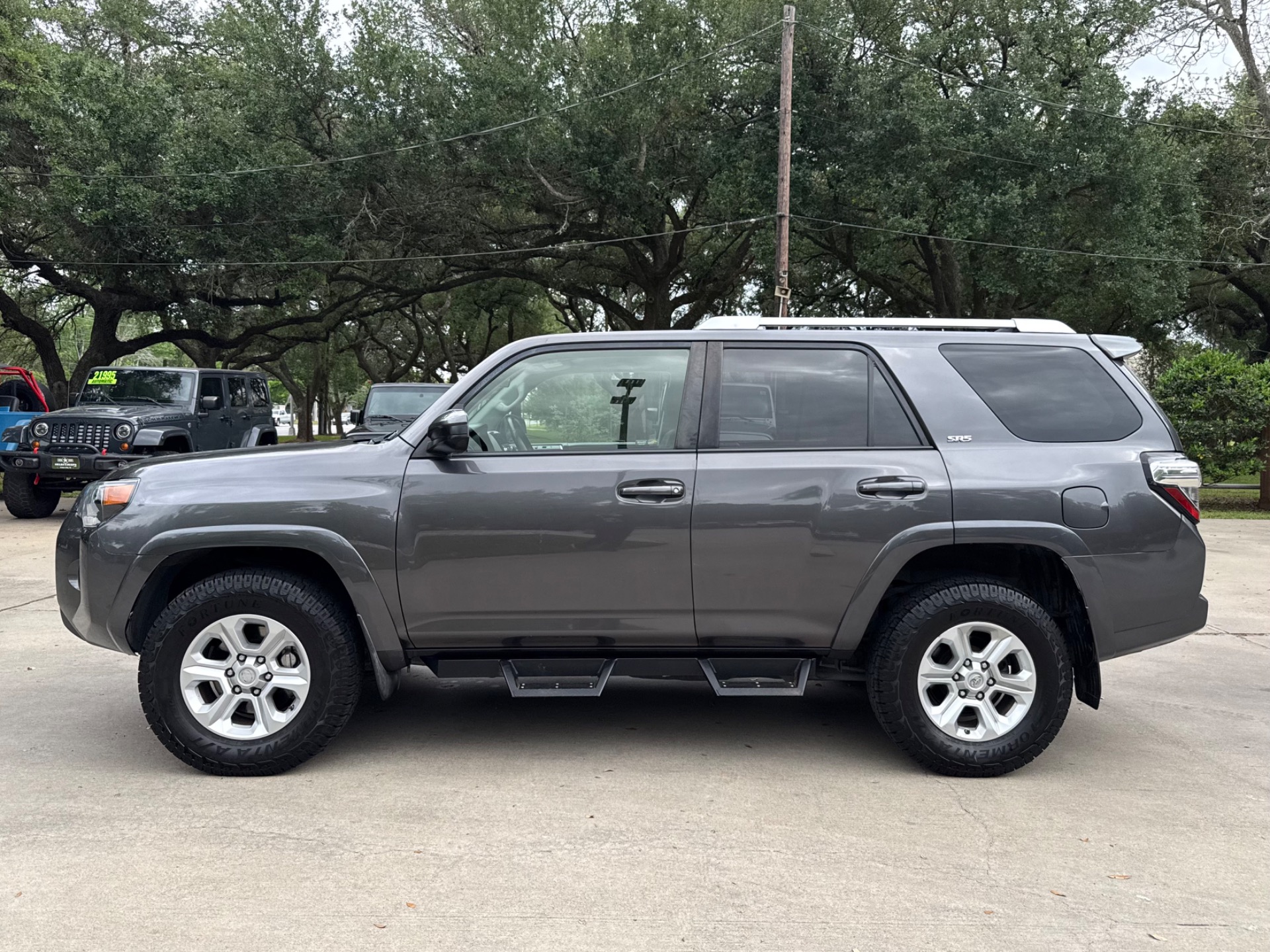 Used-2018-Toyota-4Runner-SR5