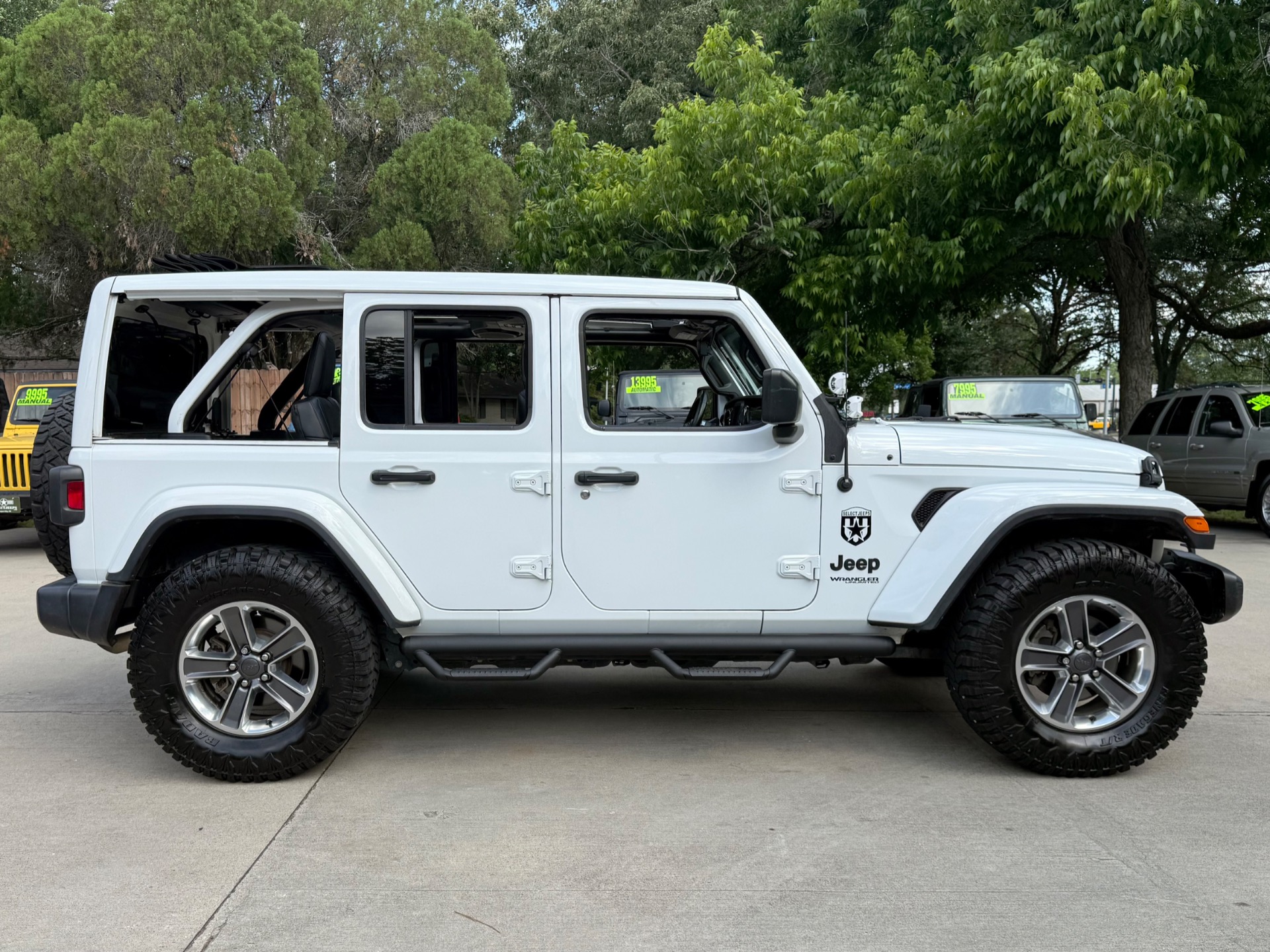 Used-2021-Jeep-Wrangler-Unlimited-Sahara-Altitude