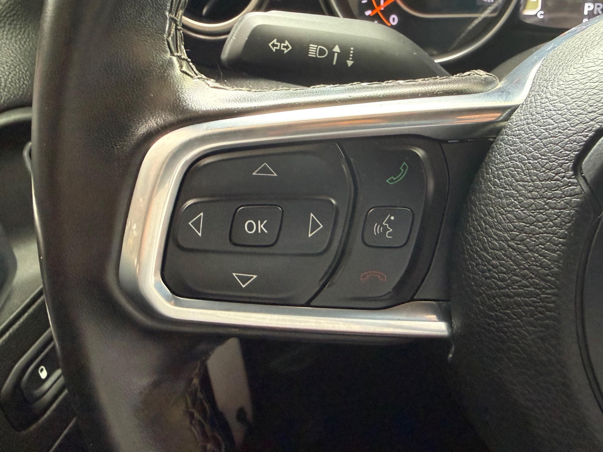 Used-2021-Jeep-Wrangler-Unlimited-Sahara-Altitude