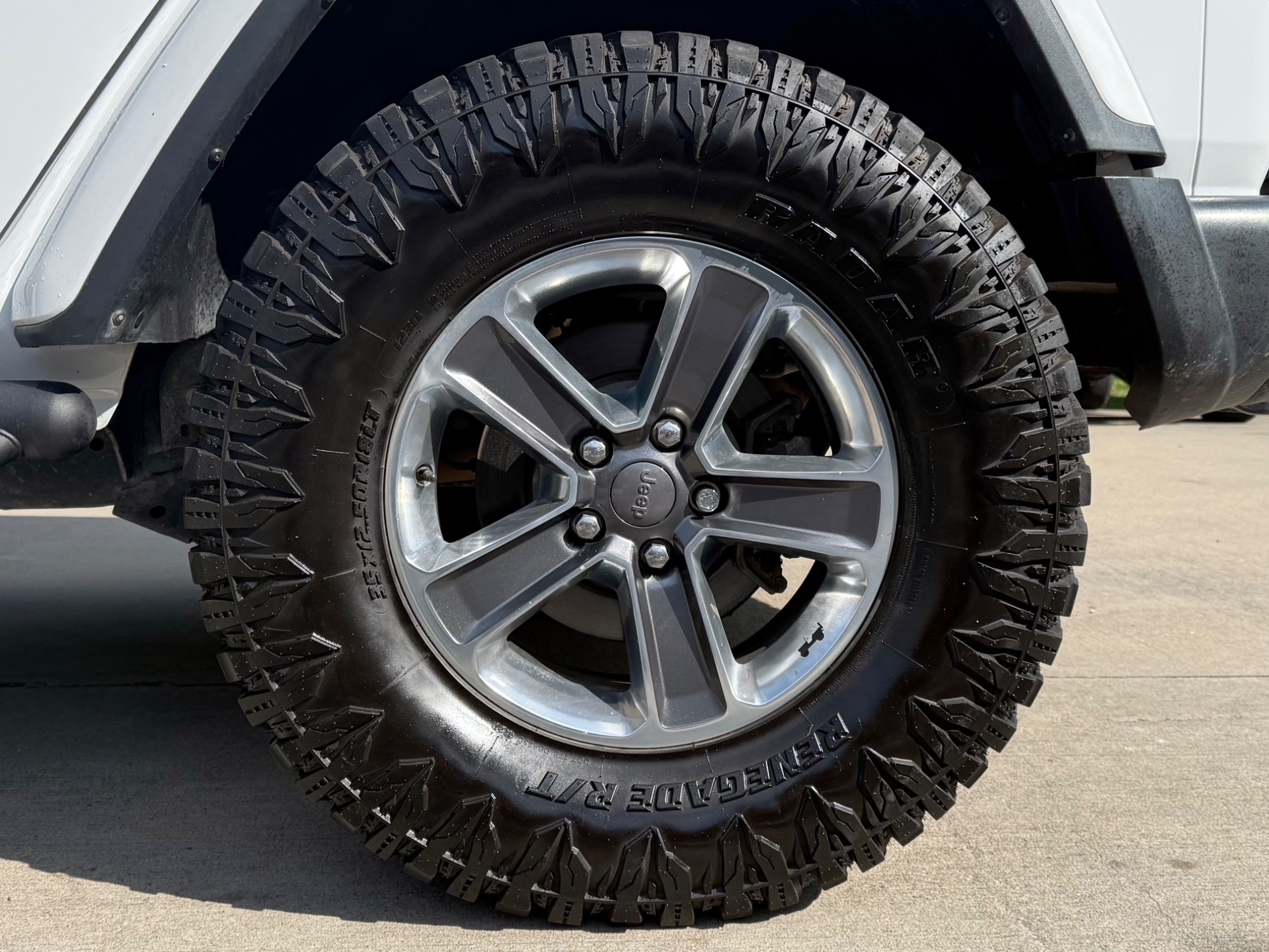 Used-2021-Jeep-Wrangler-Unlimited-Sahara-Altitude