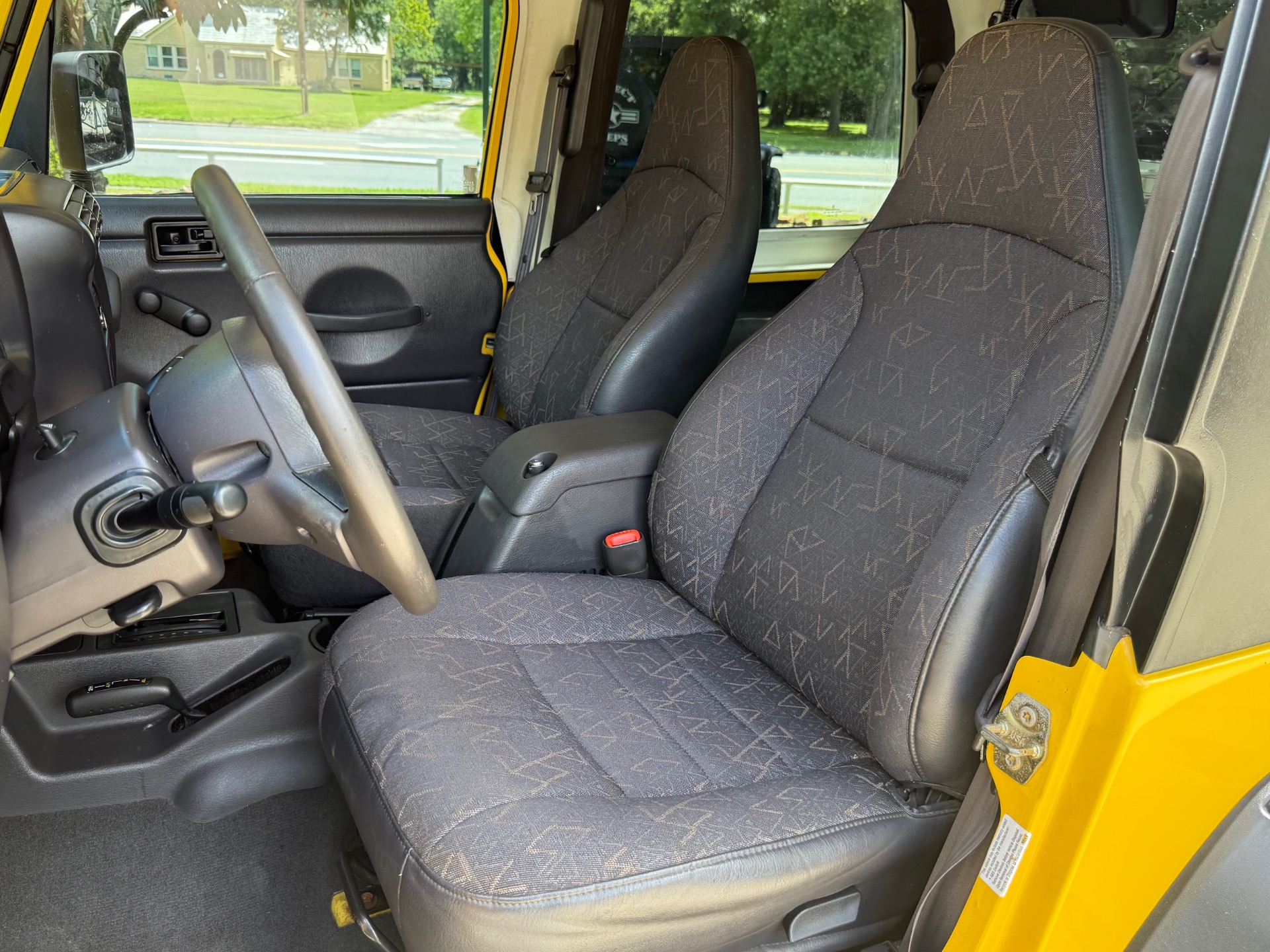 Used-2001-Jeep-Wrangler-Sport