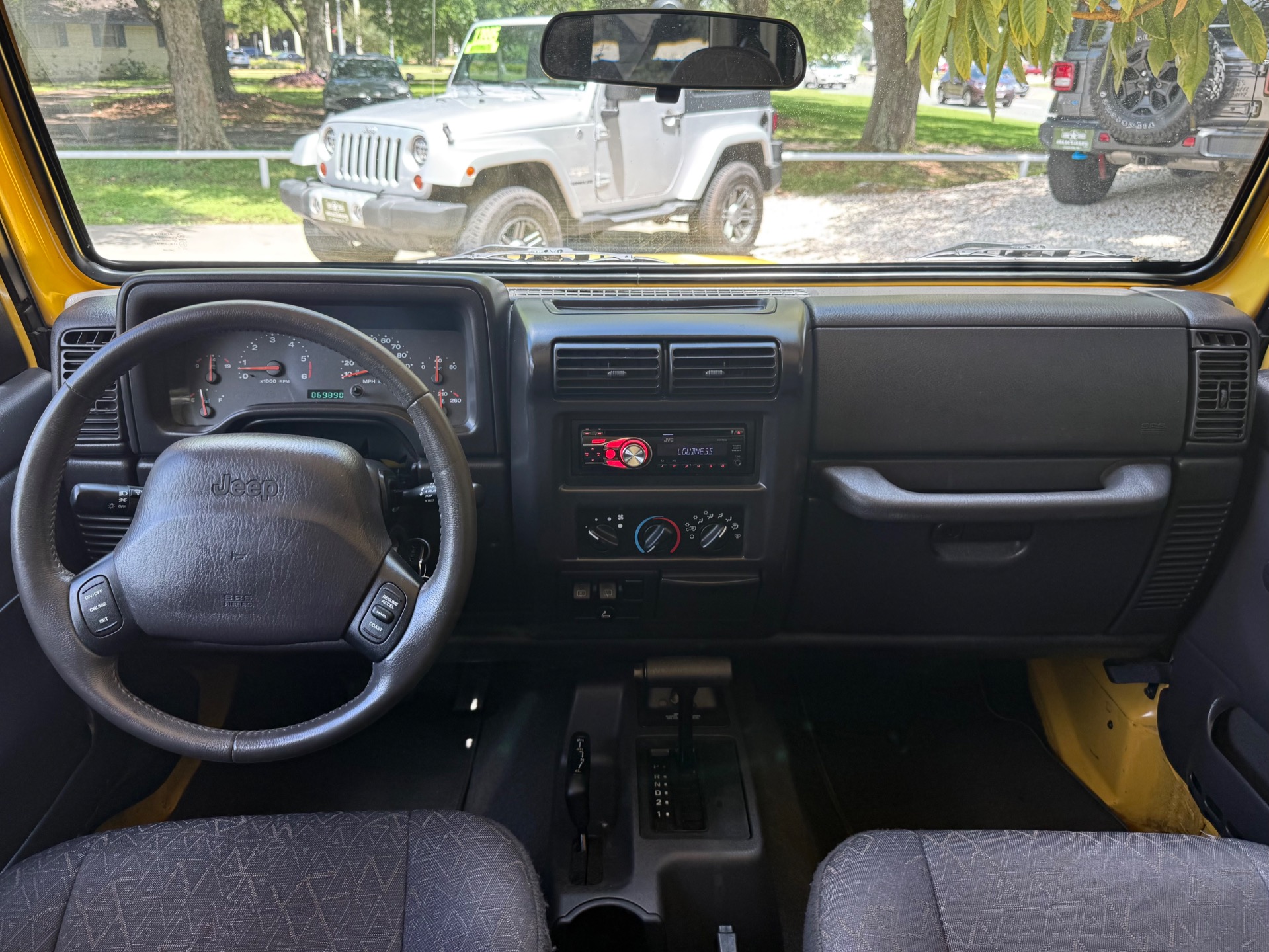 Used-2001-Jeep-Wrangler-Sport
