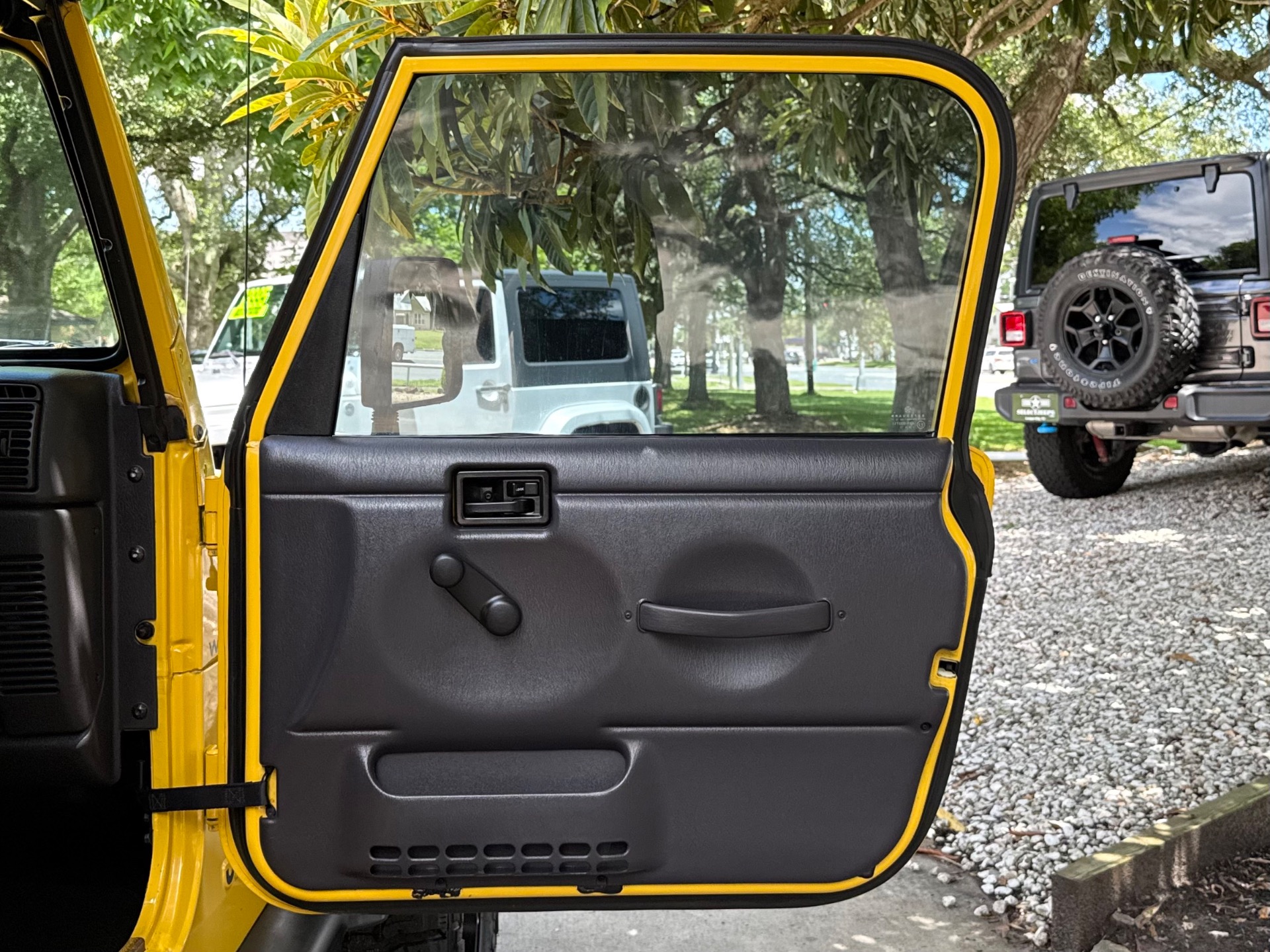 Used-2001-Jeep-Wrangler-Sport