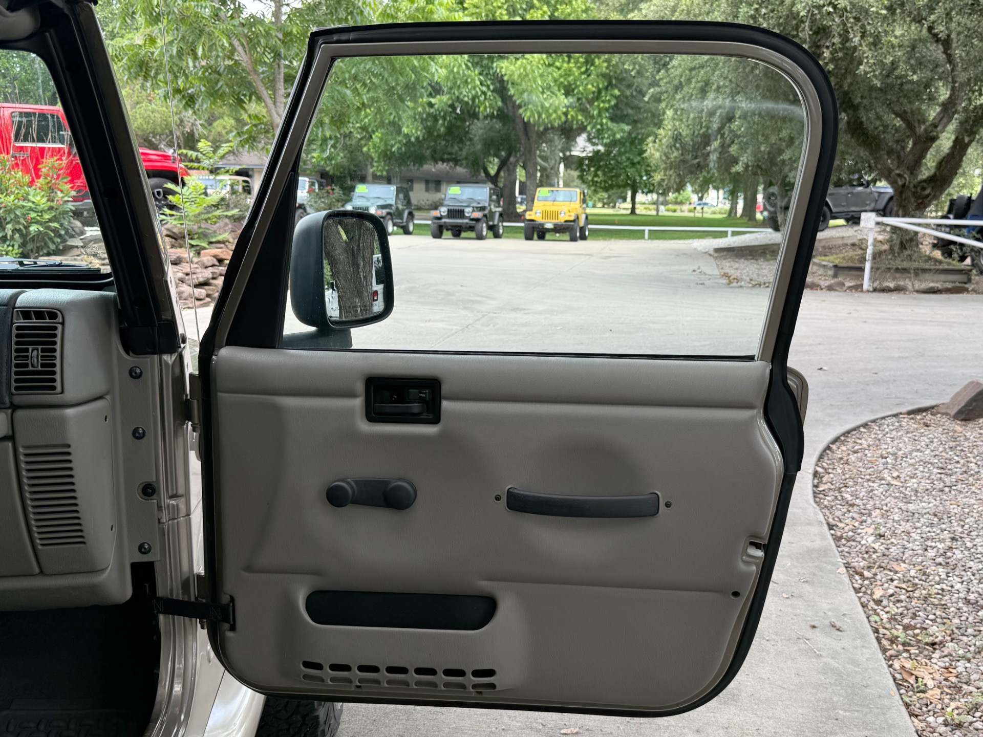 Used-2003-Jeep-Wrangler-Sahara