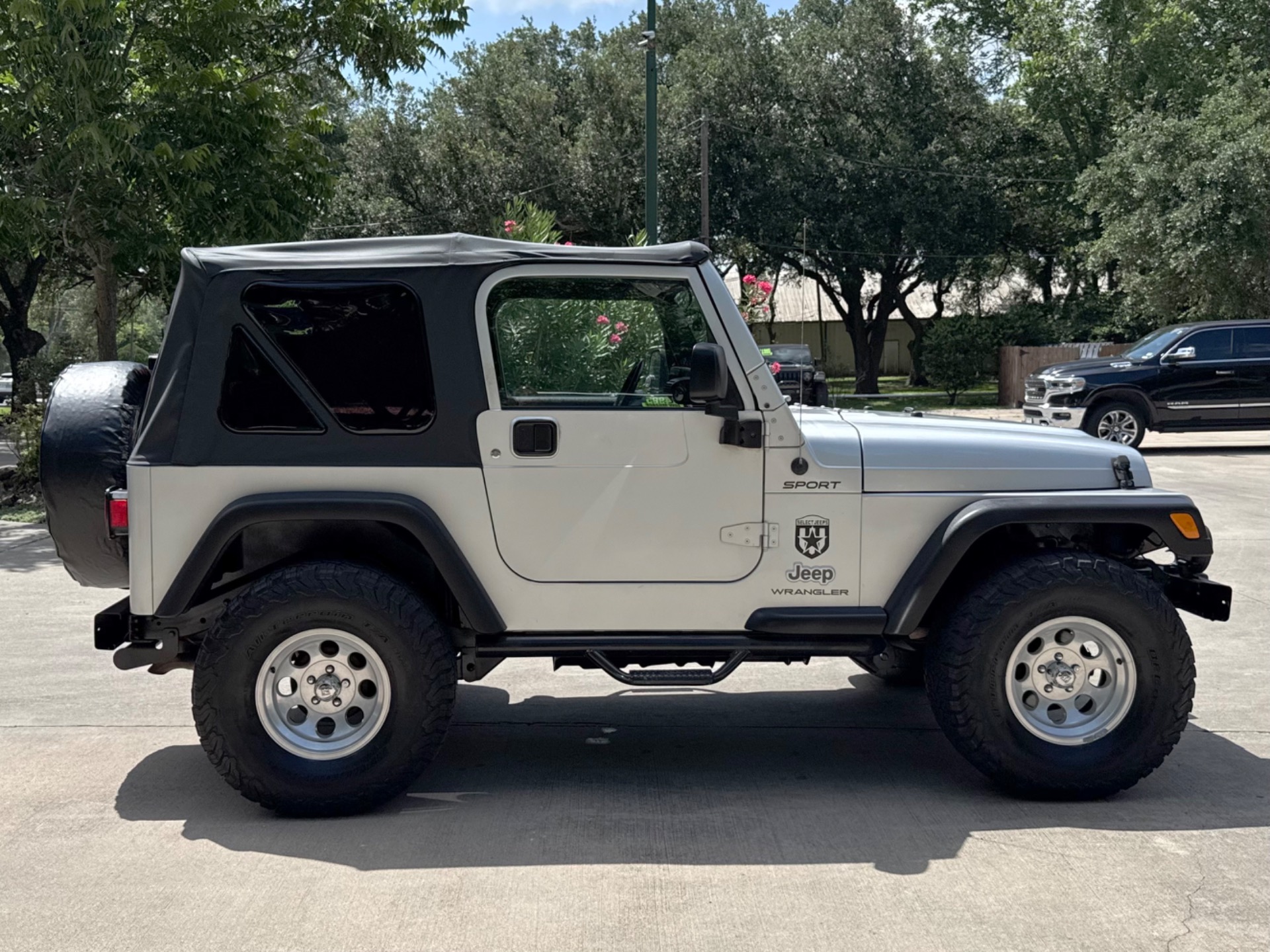 Used-2006-Jeep-Wrangler-Sport