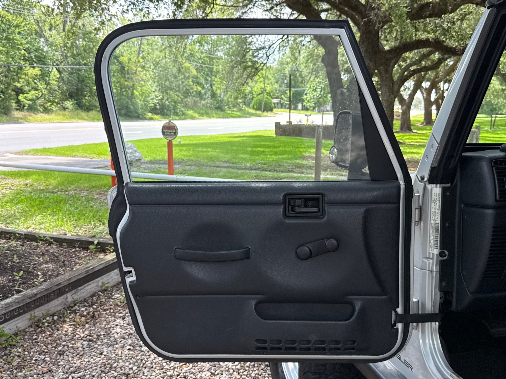 Used-2006-Jeep-Wrangler-Sport