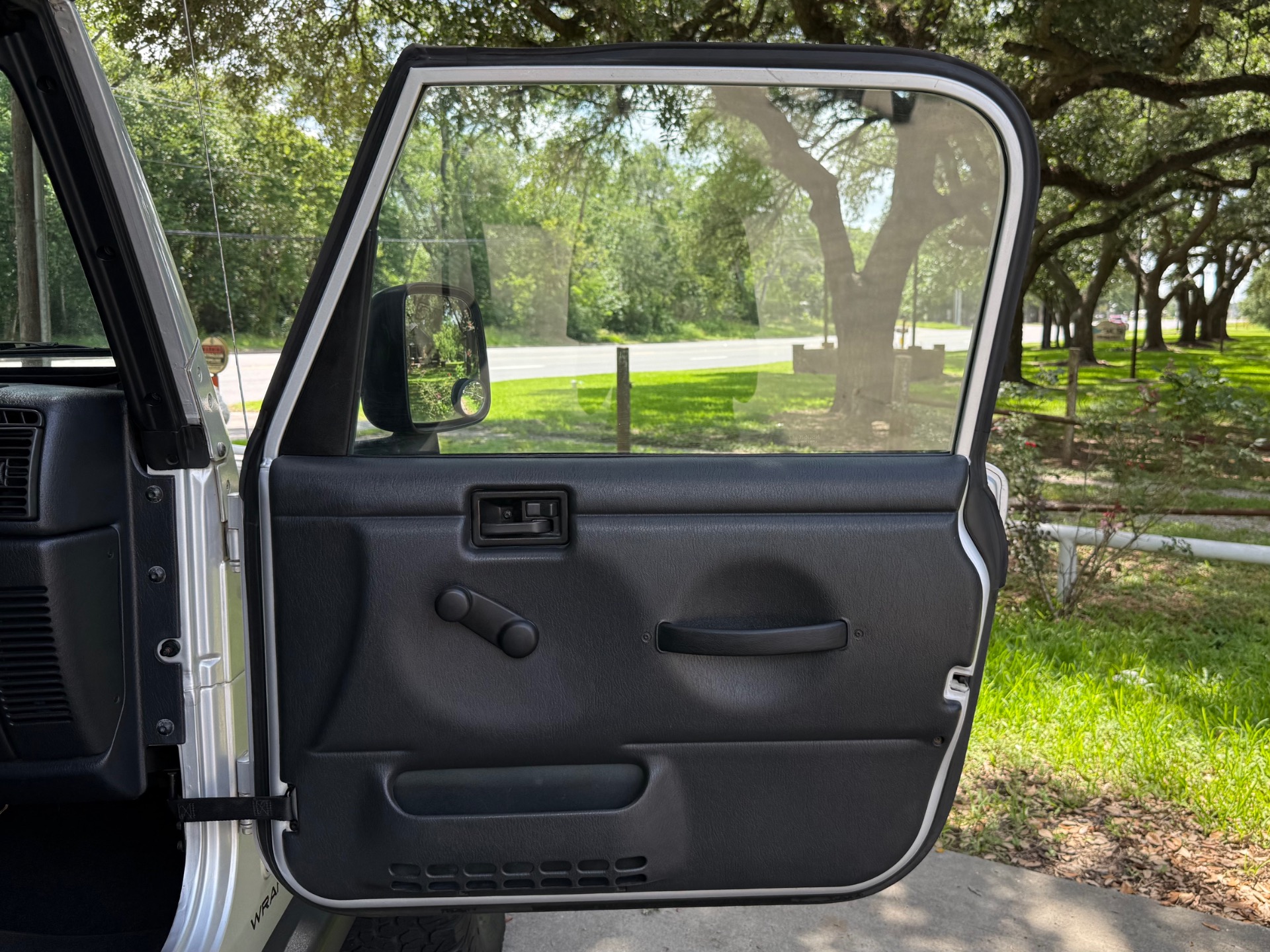 Used-2006-Jeep-Wrangler-Sport